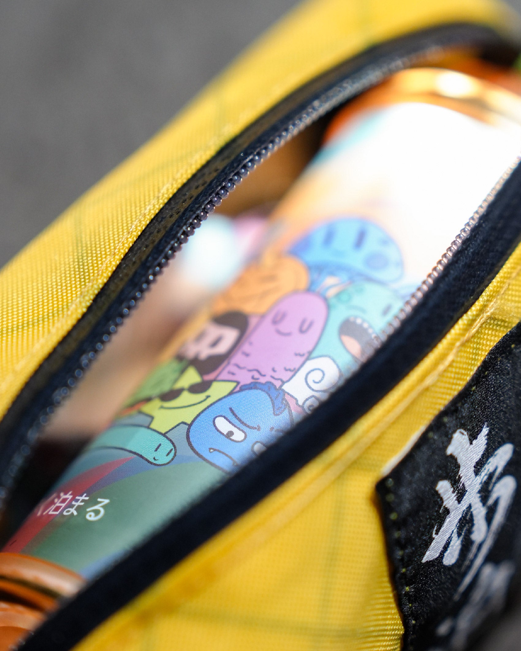 步く泊まる ARUKUTOMARU Monsters Pop x 38 Explorer