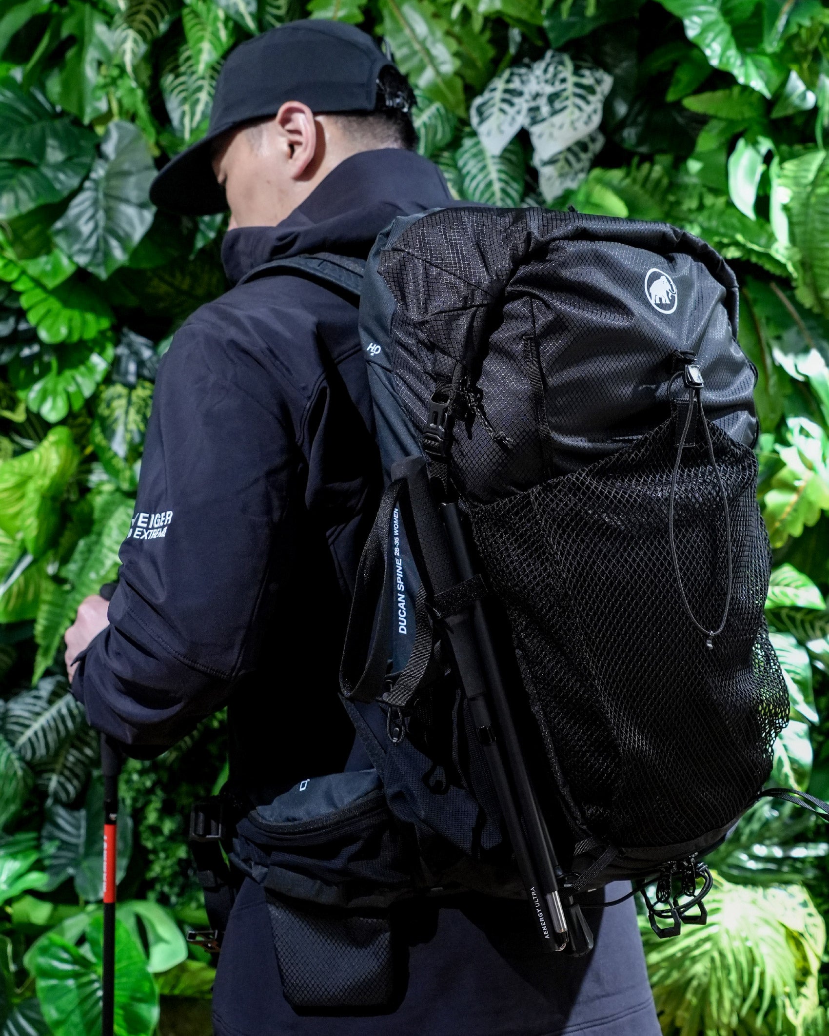 Mammut Aenergy Ultra Carbon Pole (Pair) - Wild Camping