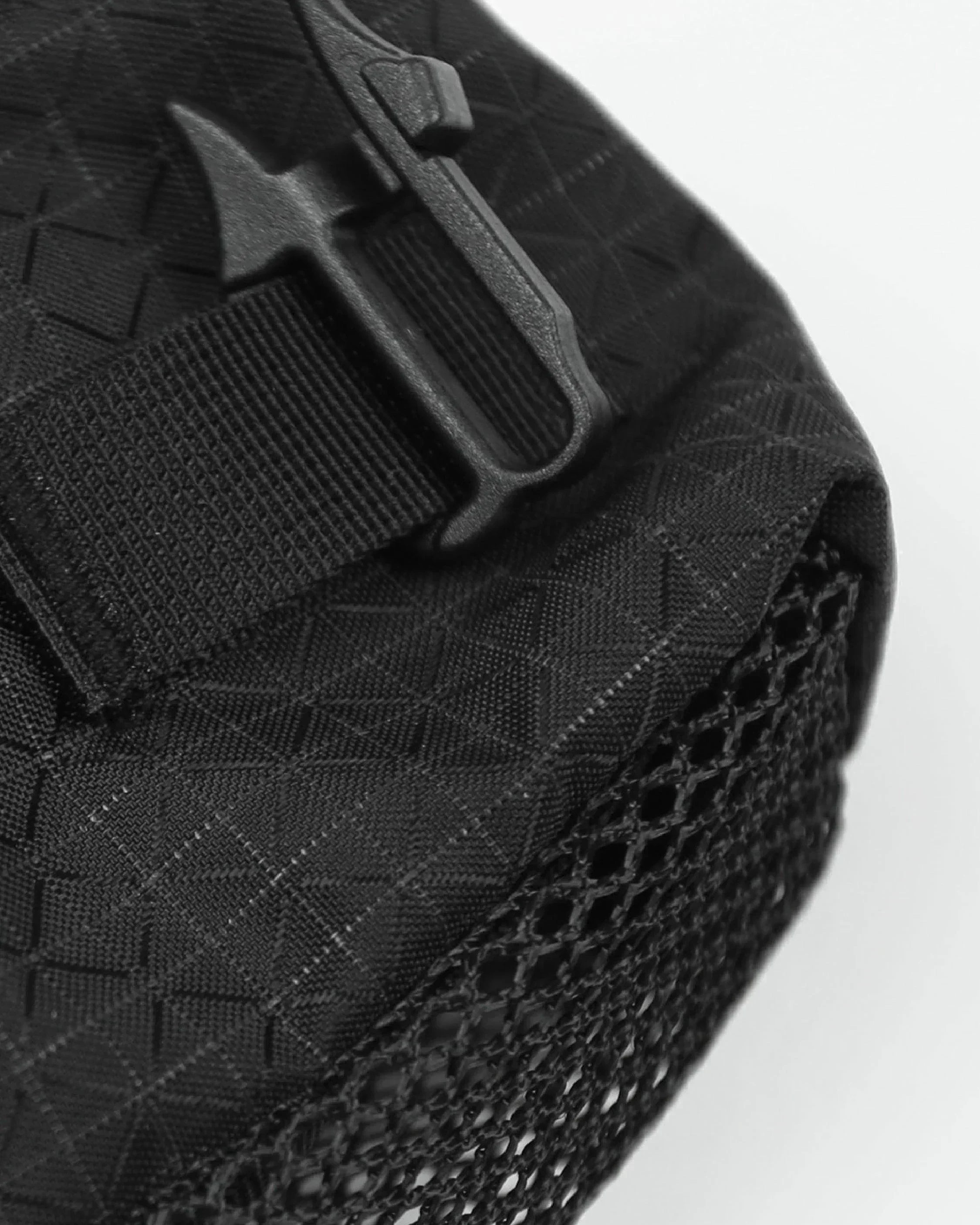 CAYL Bottle Pouch (b-grid) - Wild Camping