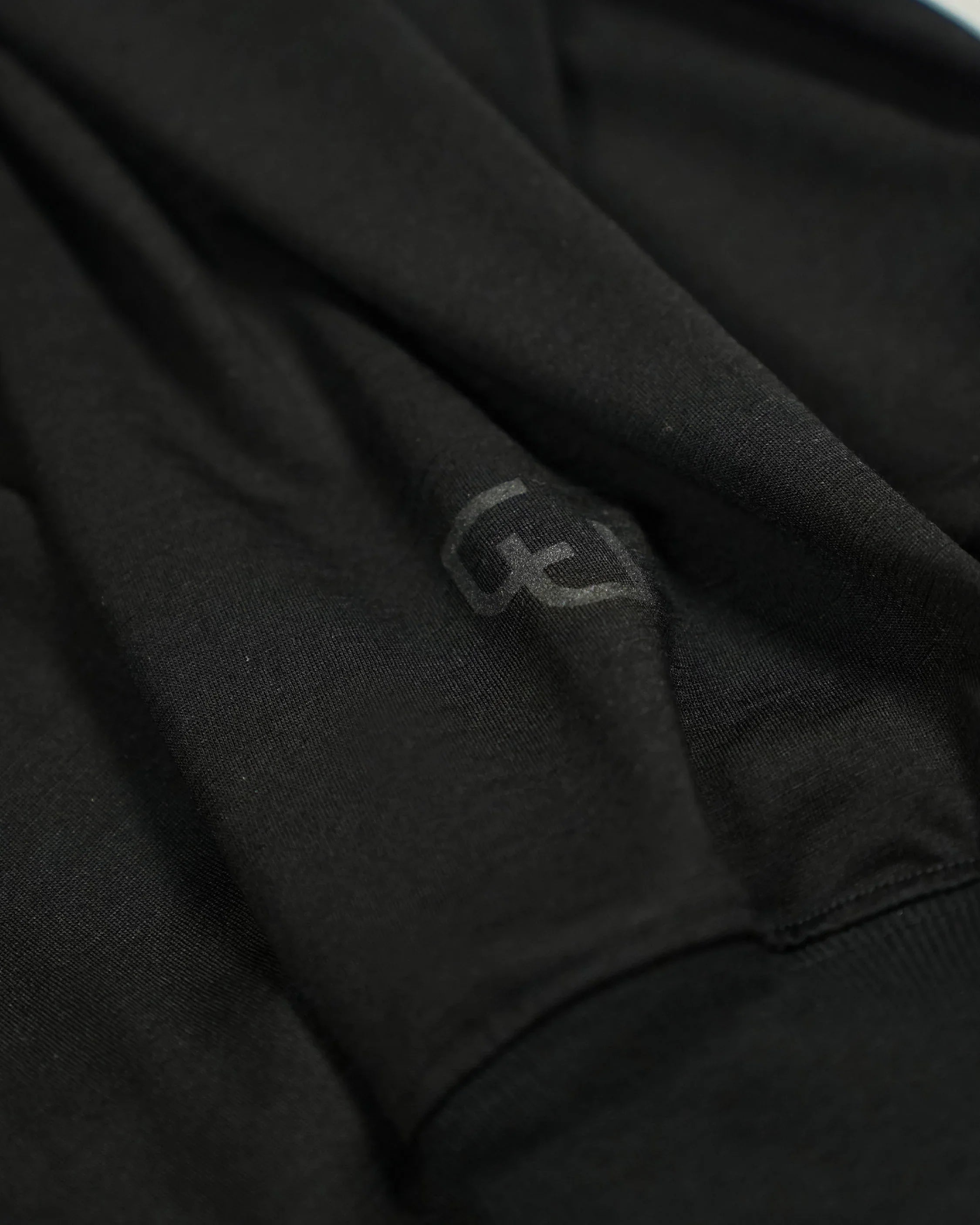 CAYL x Usage LONG SLEEVE 1