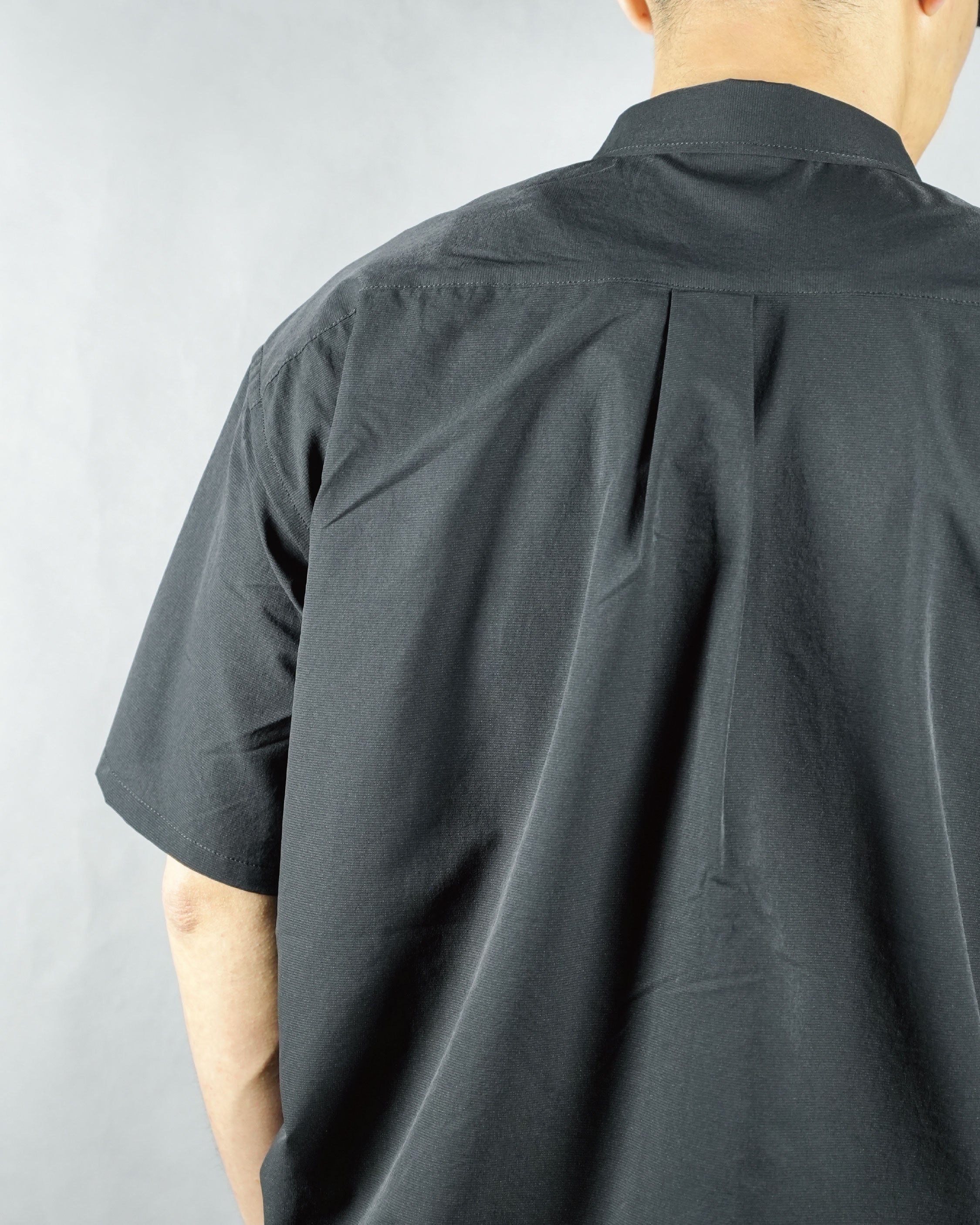 Nanga Dot Air Comfy S/S Shirt / BLK - Wild Camping