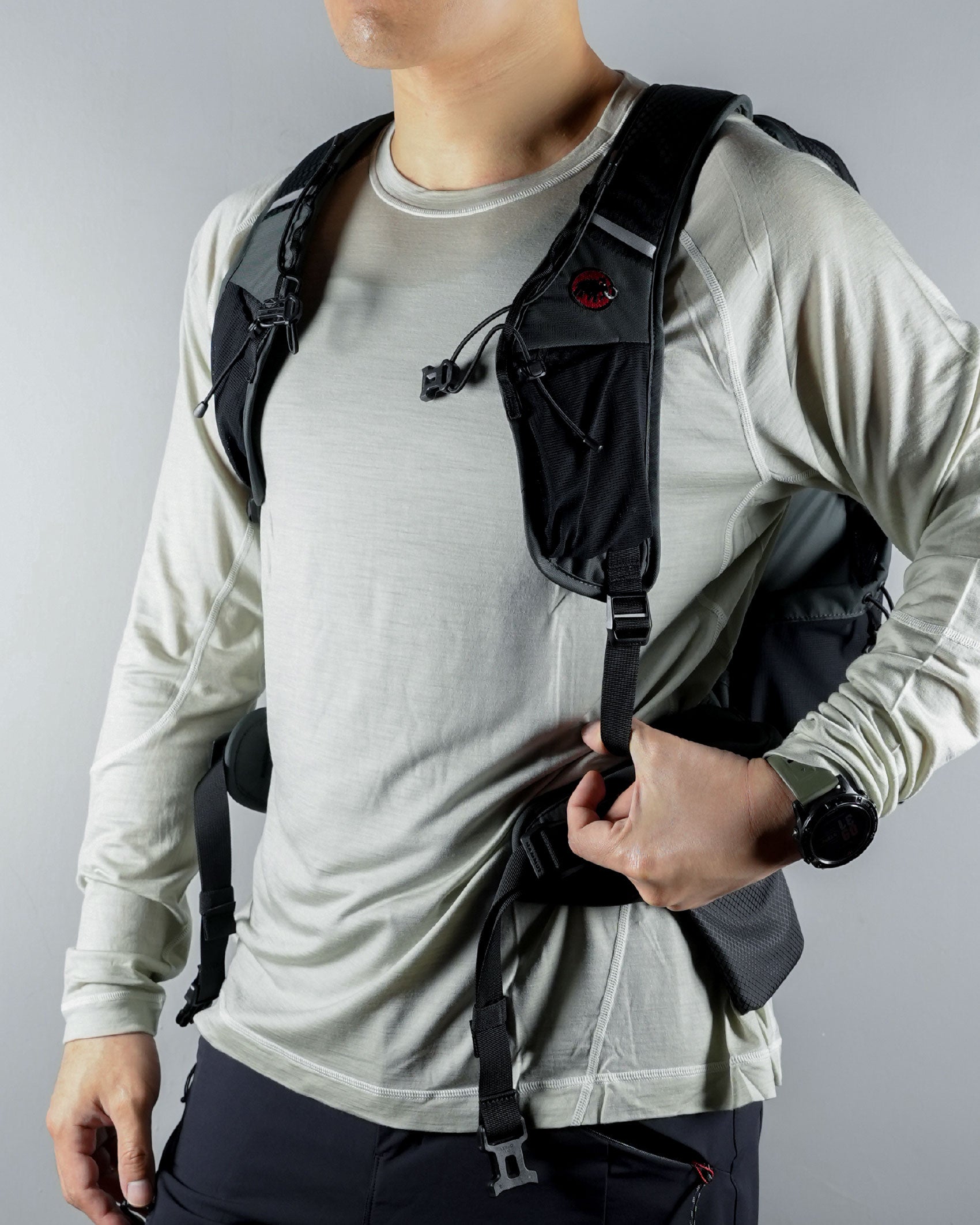 Hiking Patrol x Mammut Ducan 22 / Gabbro Black - Wild Camping