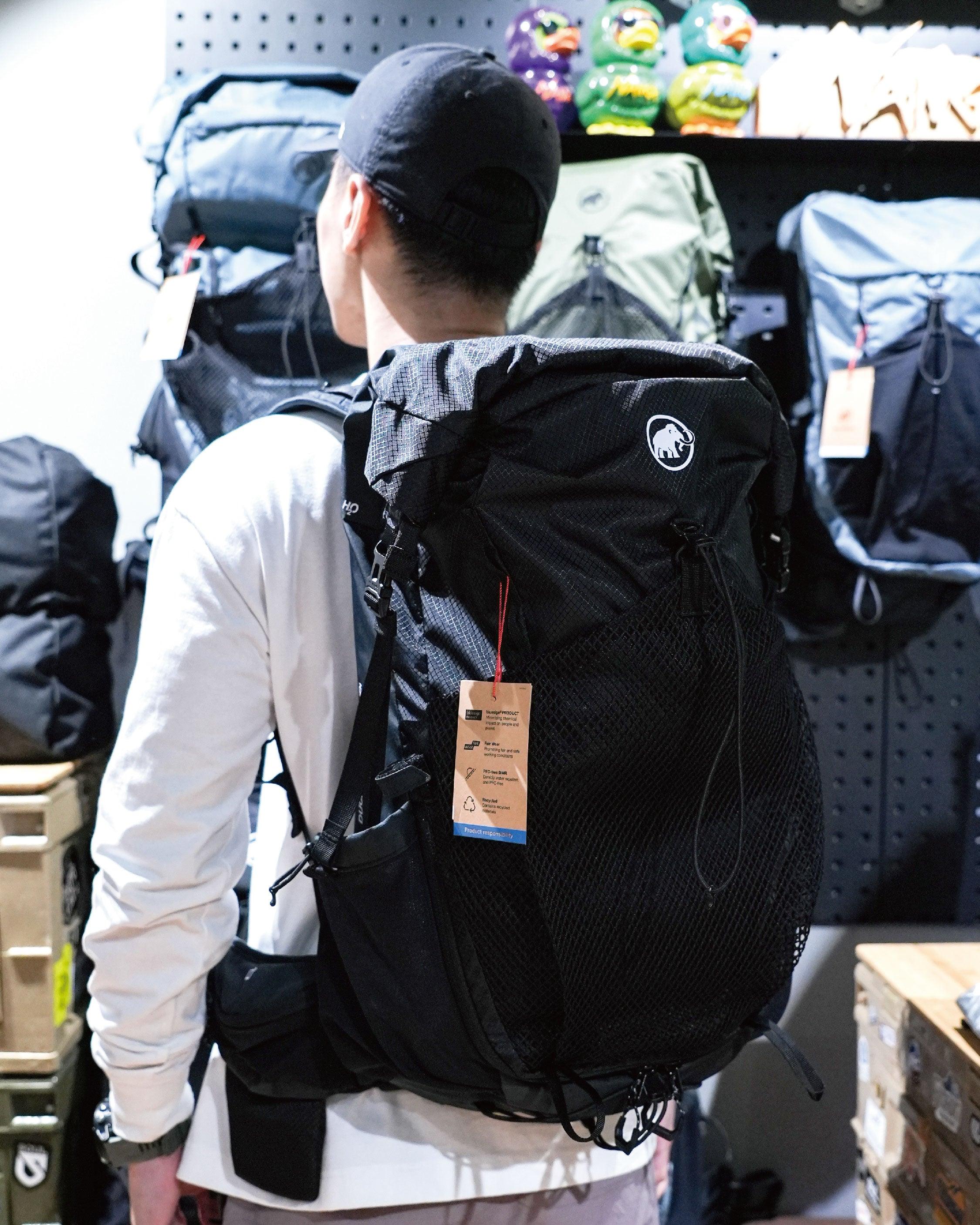 Mammut Ducan Spine 28-35 Women / Black