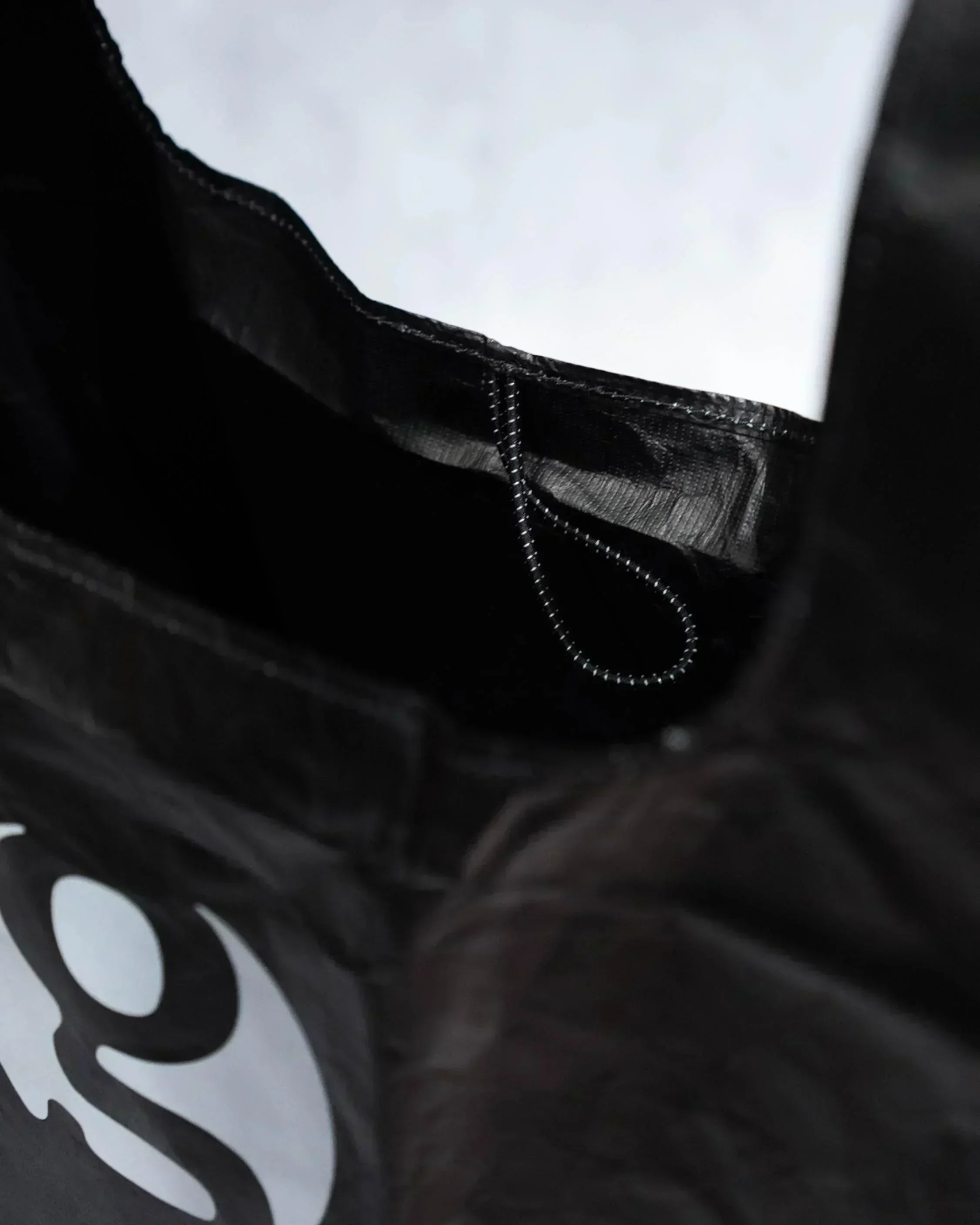 【JP Edition】Gossamer Gear Tyvek Reflective ECO Bag - Wild Camping