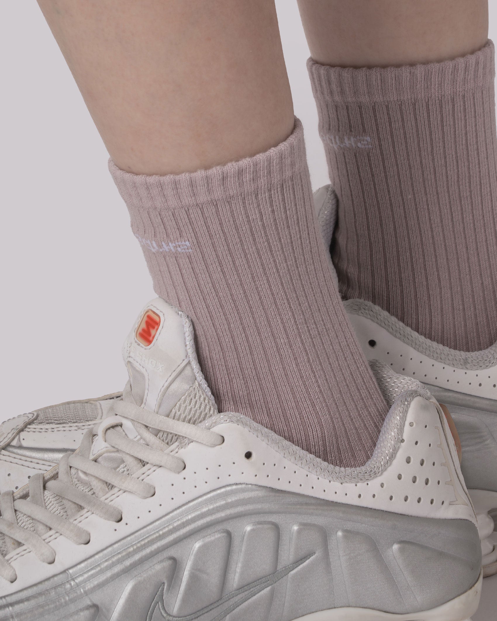 nozzle quiz Essential Casual Socks / Cherry
