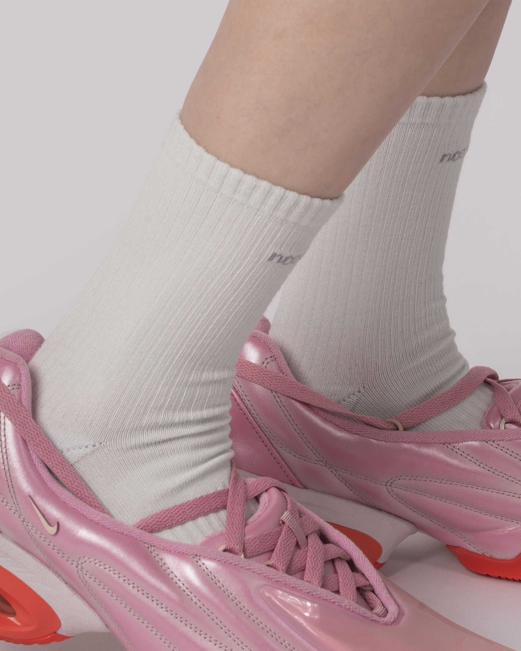 nozzle quiz Essential Casual Socks / Cloud