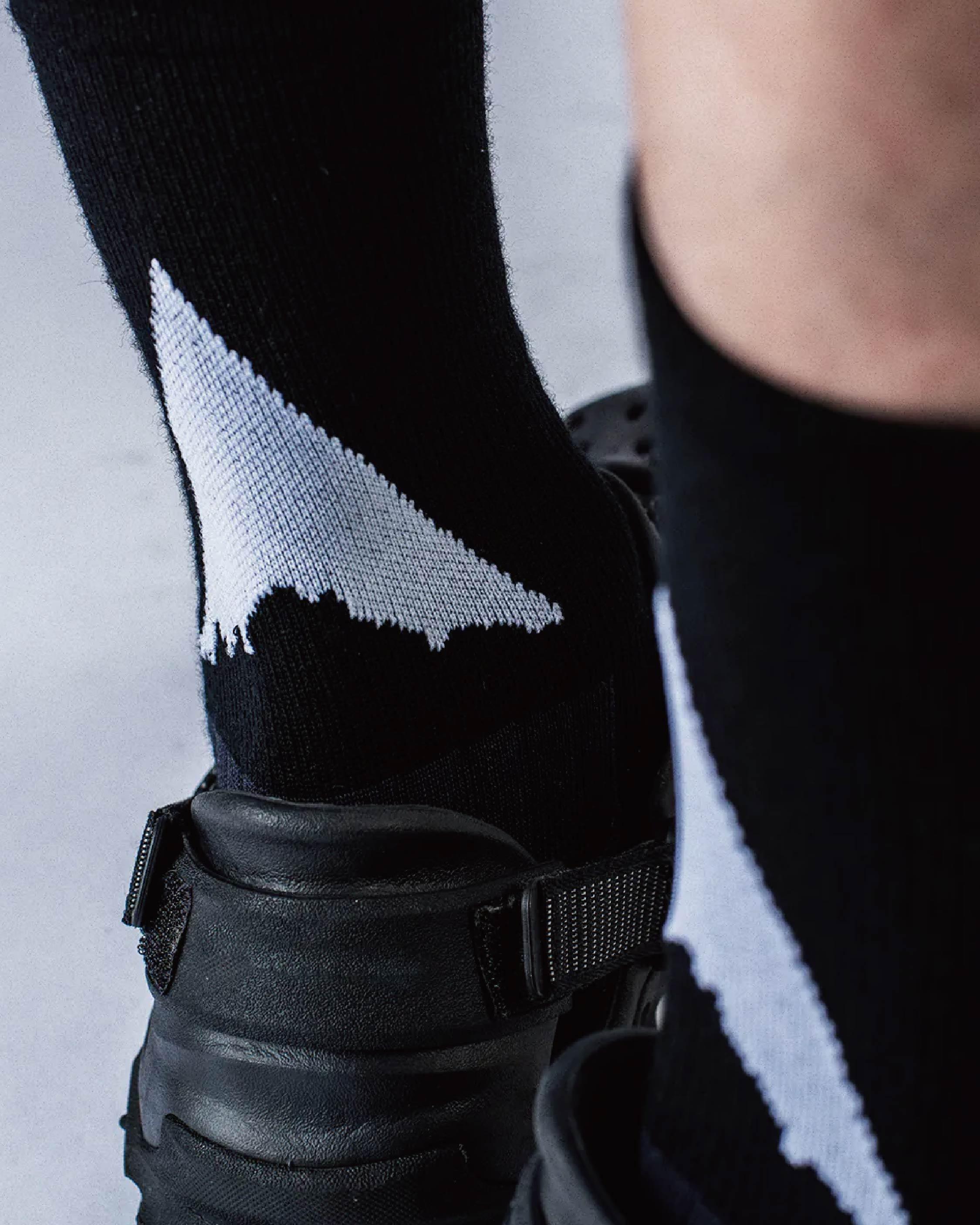 HANCHOR x nozzle quiz Feather Merino Wool Socks - Wild Camping