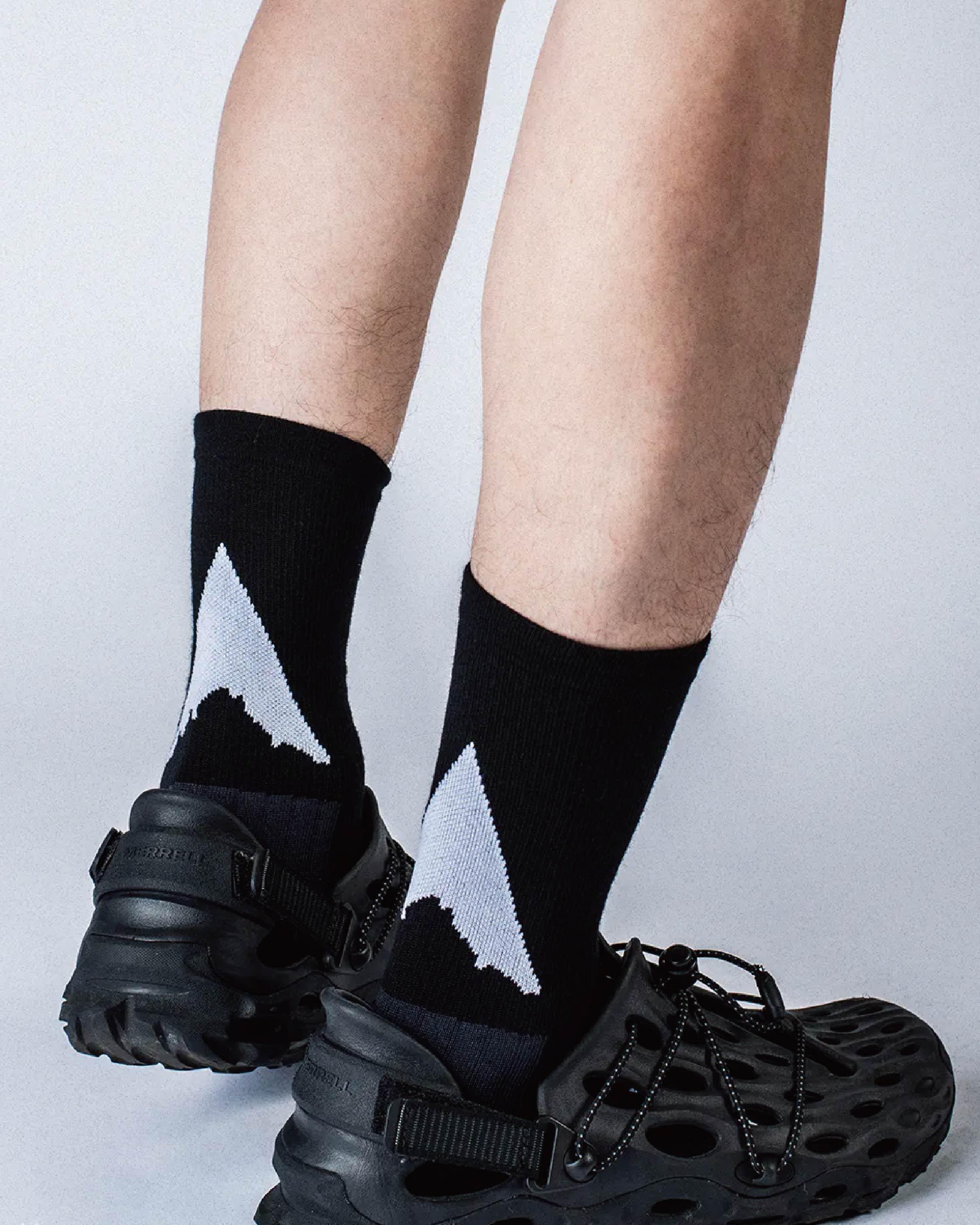 HANCHOR x nozzle quiz Feather Merino Wool Socks - Wild Camping