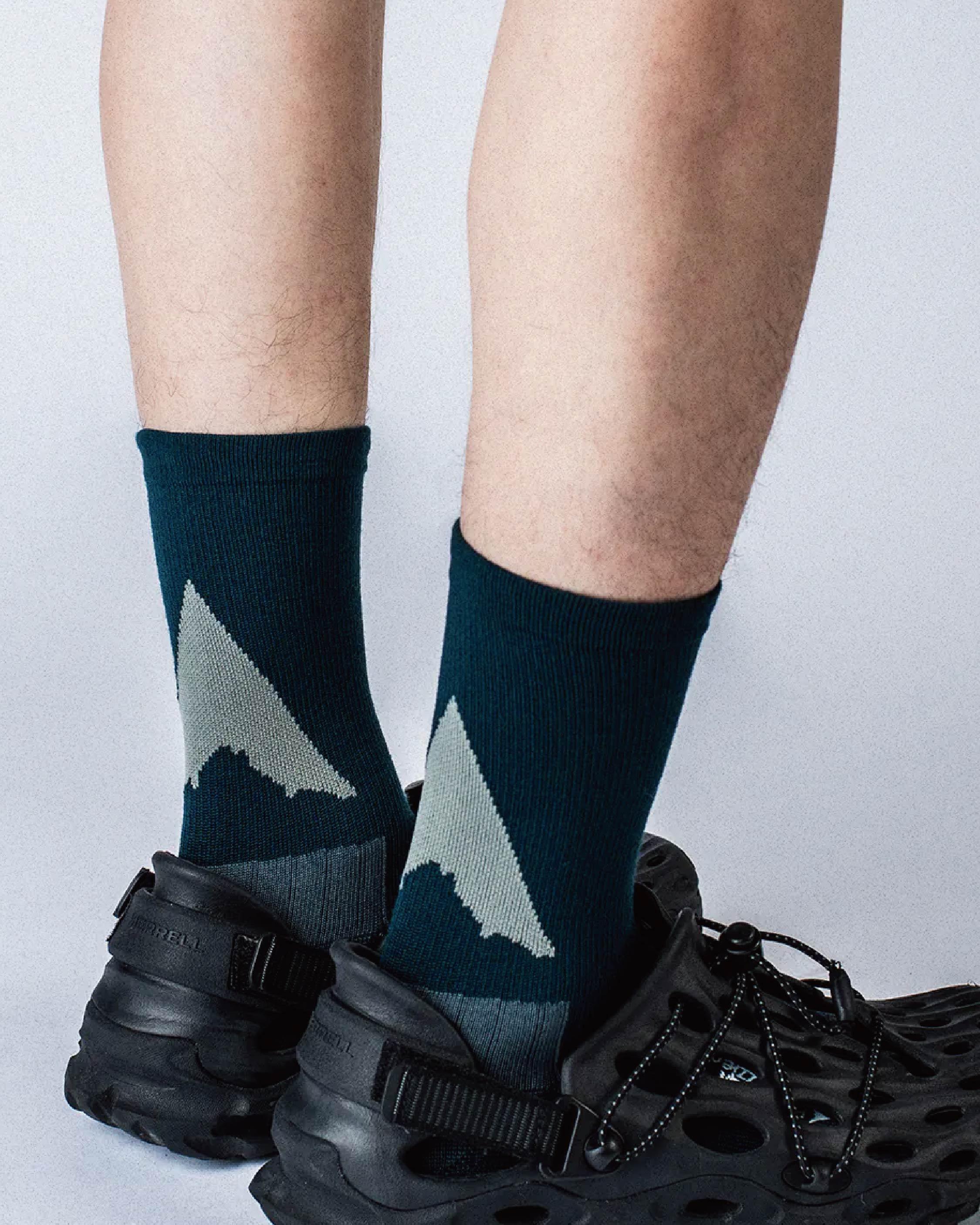 HANCHOR x nozzle quiz Feather Merino Wool Socks - Wild Camping