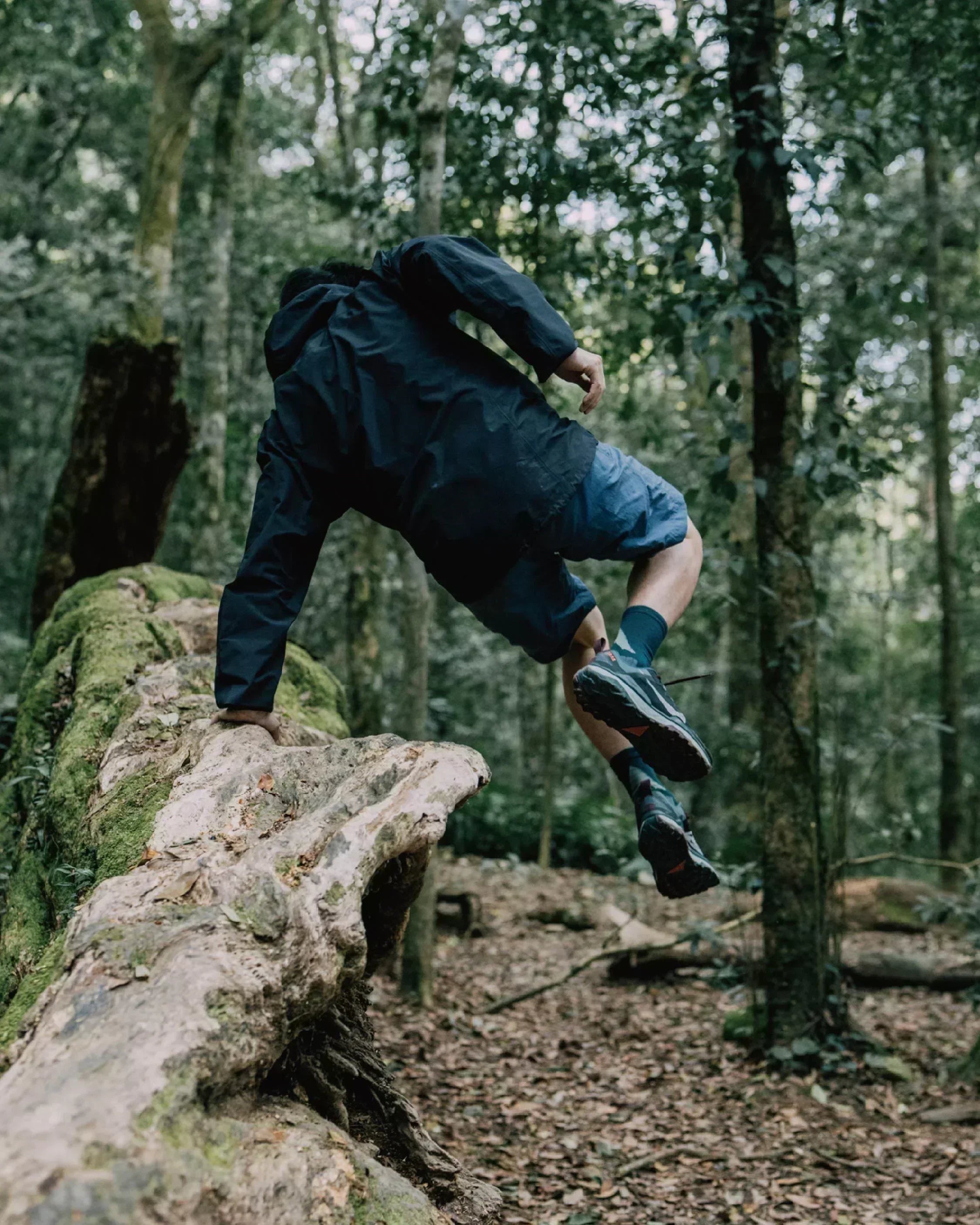 HANCHOR x nozzle quiz Feather Merino Wool Socks - Wild Camping