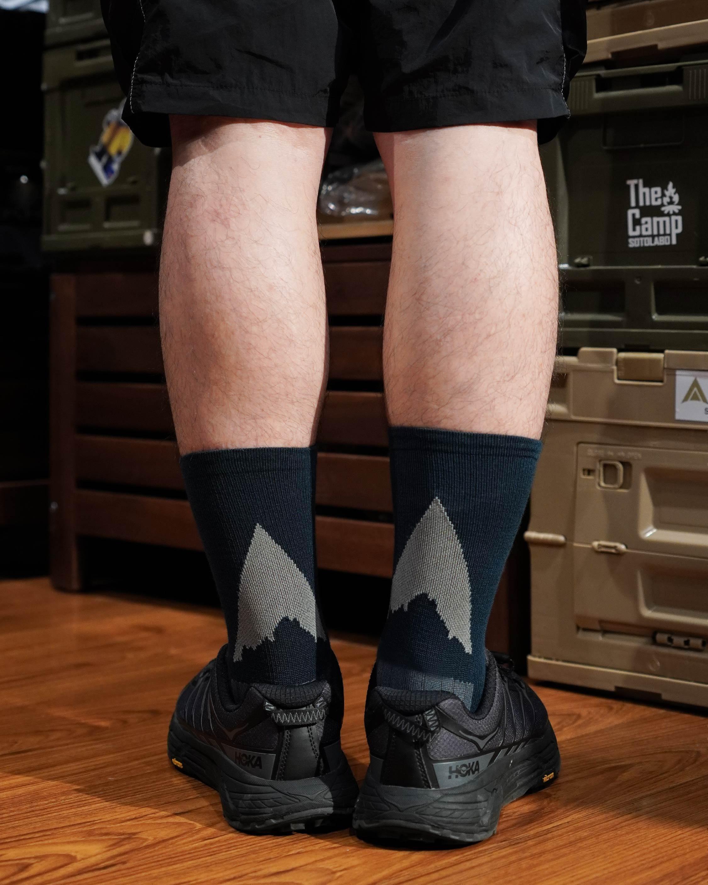 HANCHOR x nozzle quiz Feather Merino Wool Socks - Wild Camping