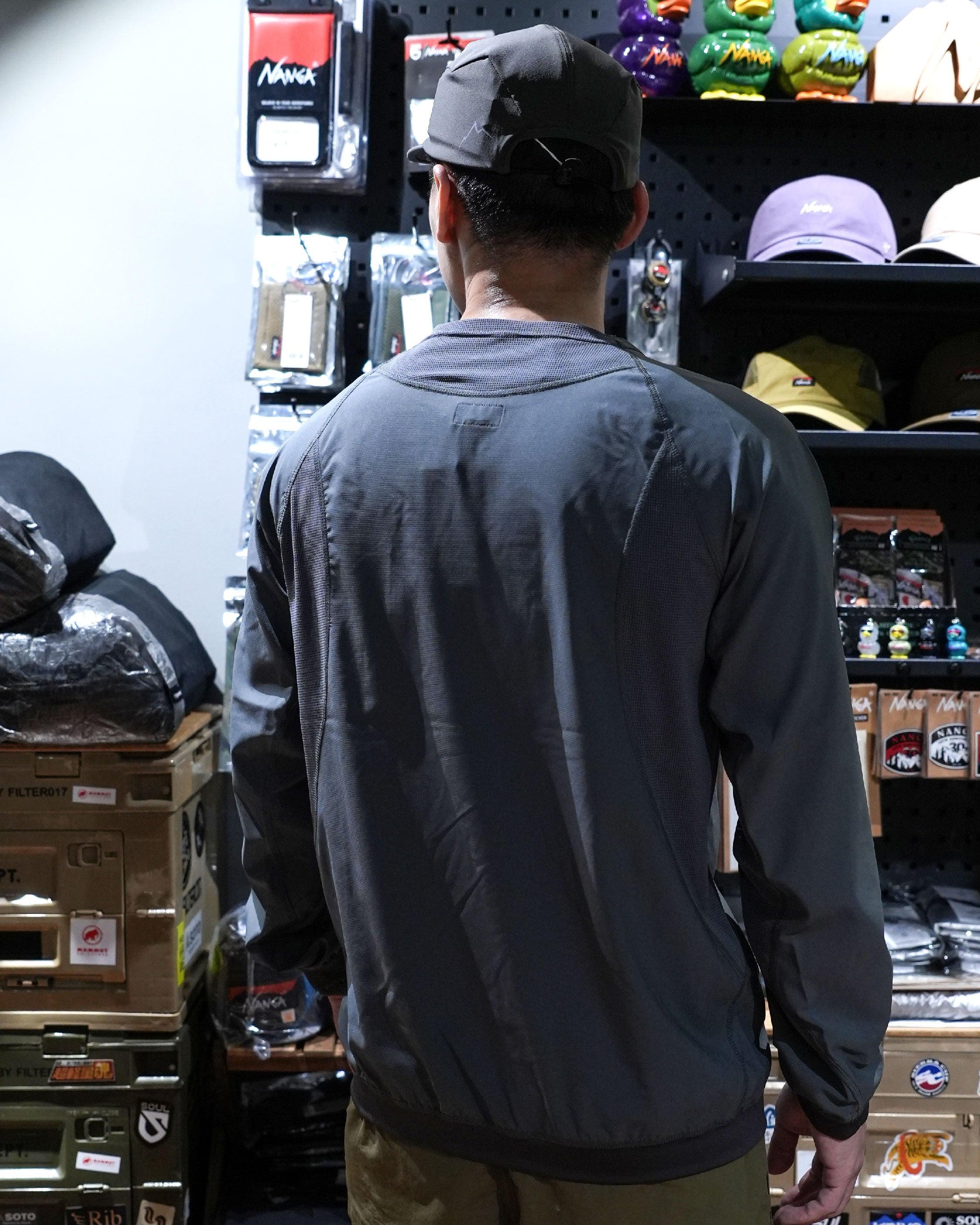 Nanga Hybrid Flex Tops / GRY