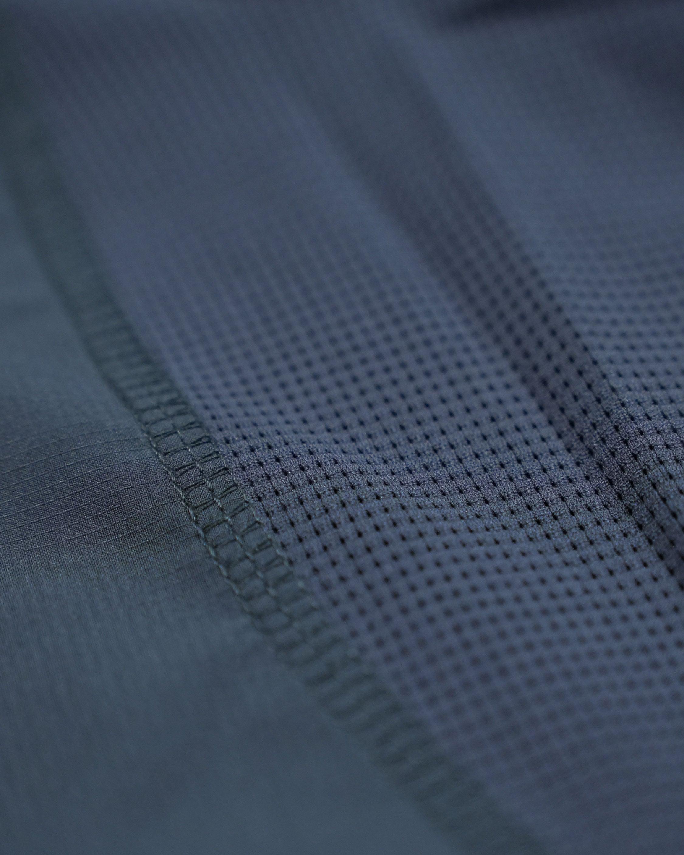 Nanga Hybrid Flex Tops / GRY