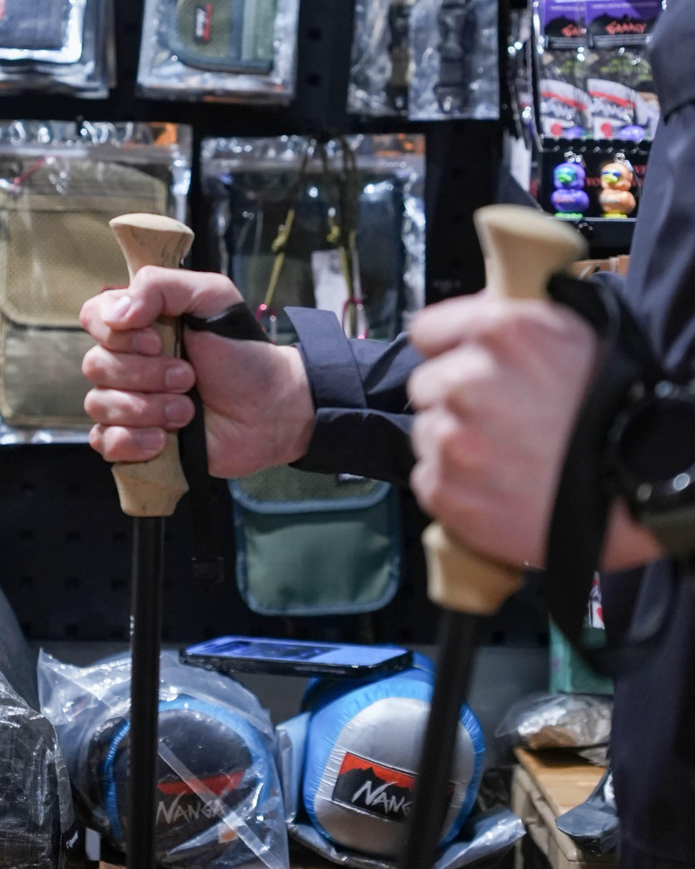 Gossamer Gear LT5 Three Piece Carbon Trekking Poles