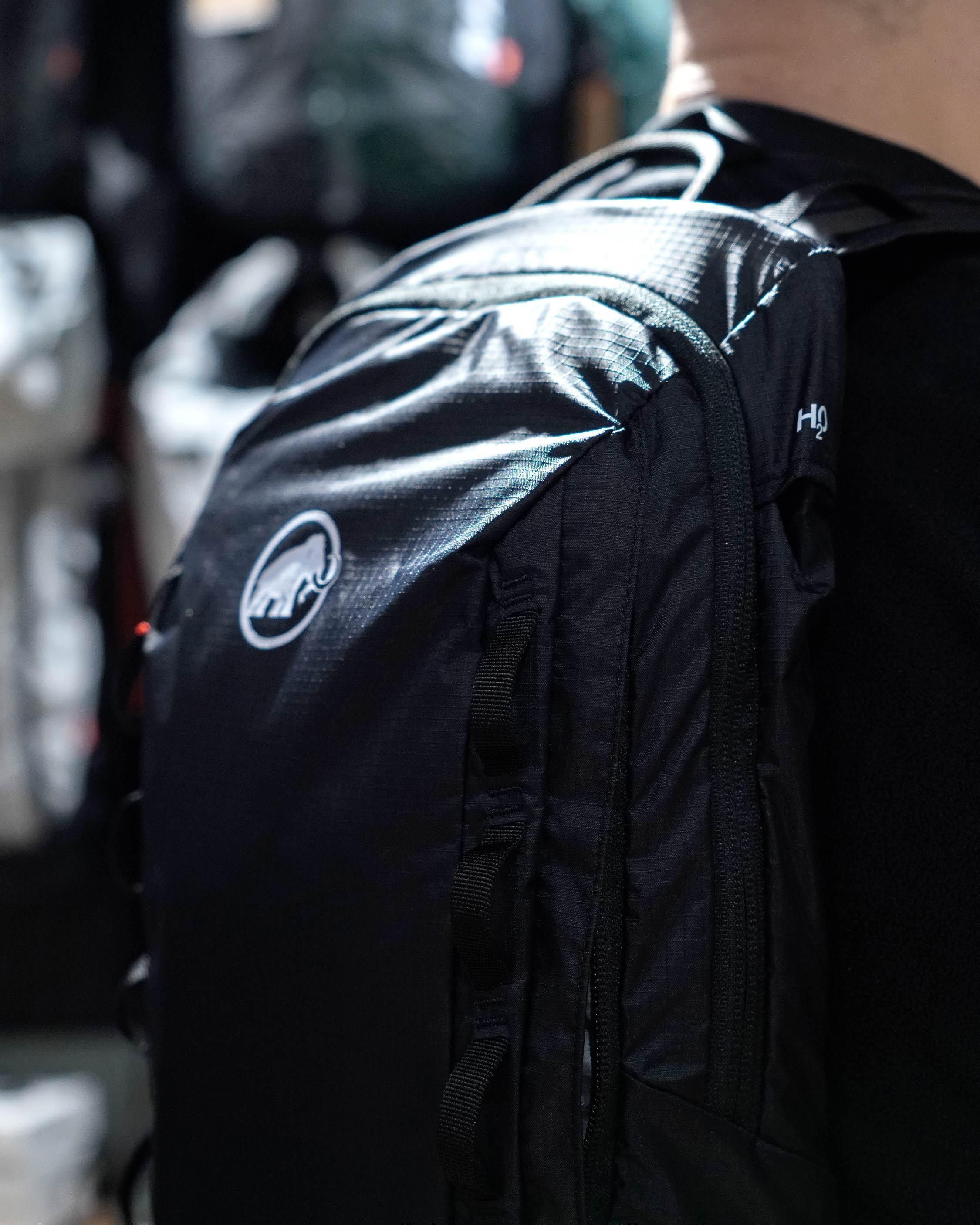 Mammut Neon Light Minimalist Climbing Backpack - Wild Camping