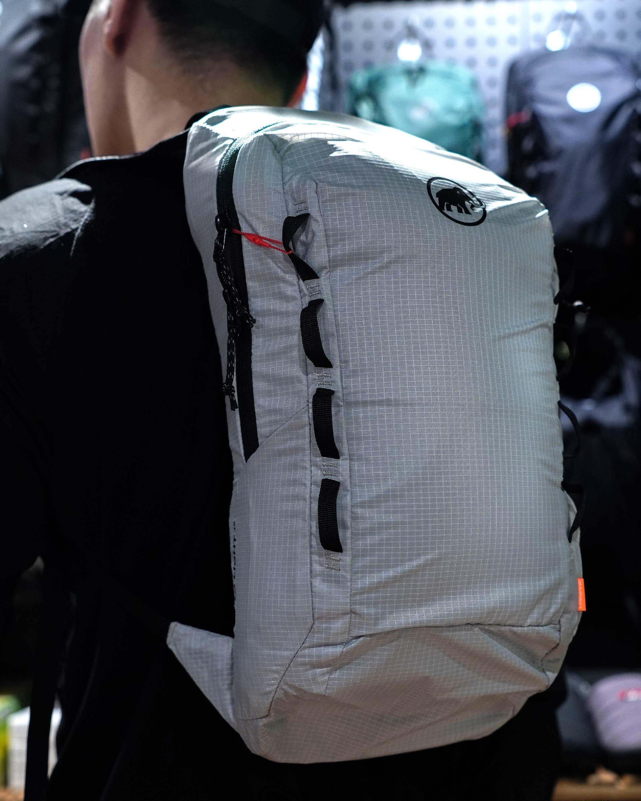 Mammut Neon Light Minimalist Climbing Backpack - Wild Camping