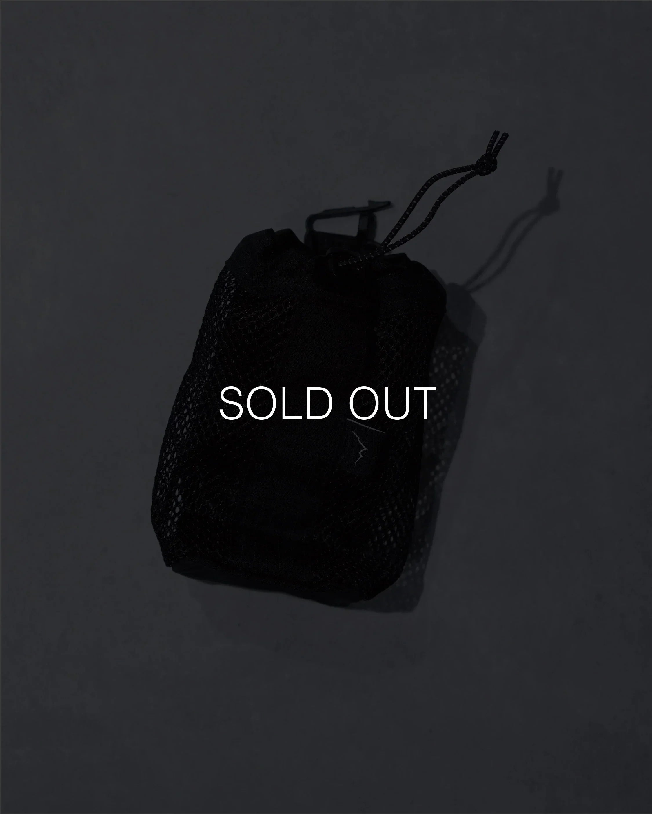 CAYL Bottle Pouch (b-grid)