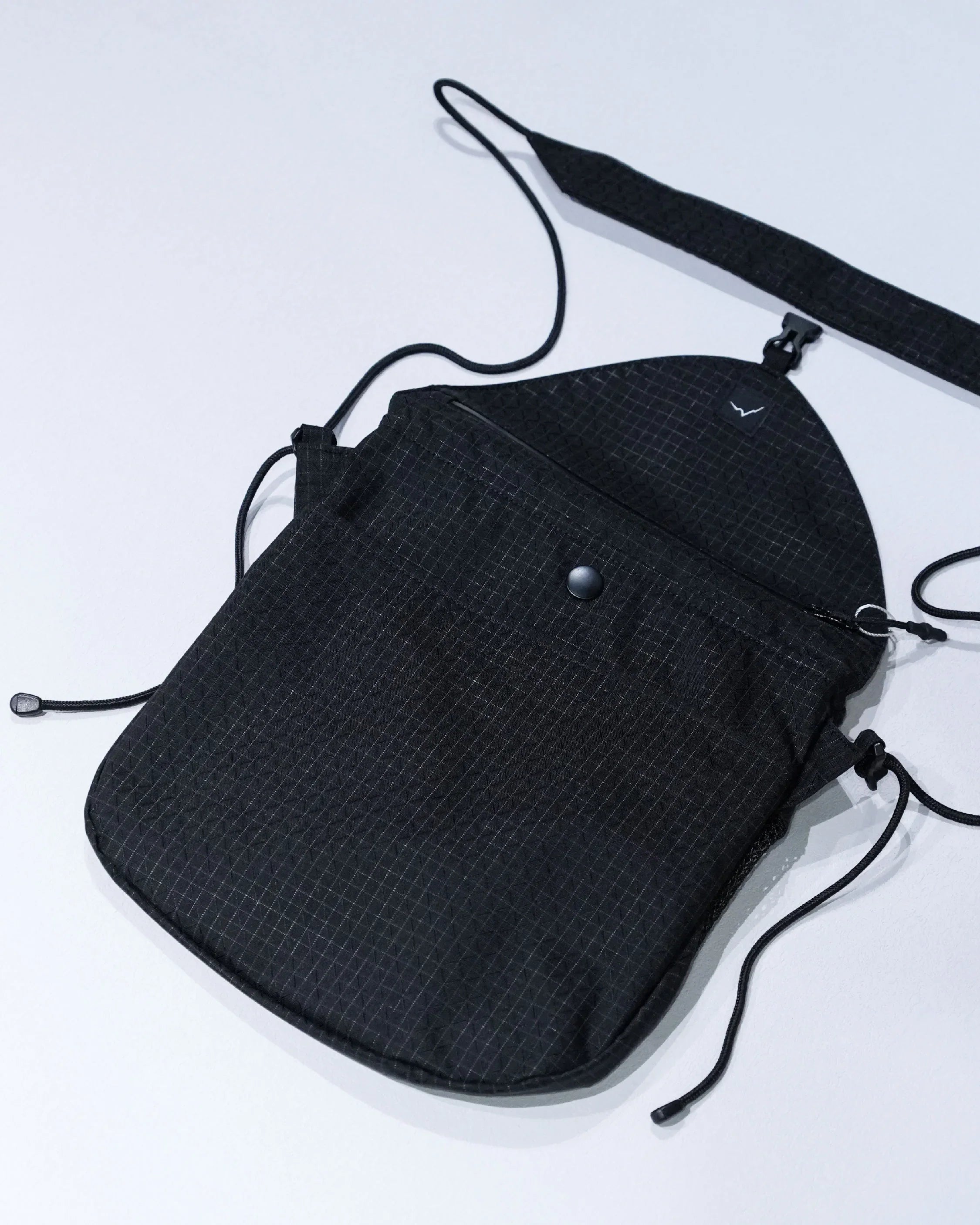 CAYL Seorak 5 (b-grid_Mesh) / Black
