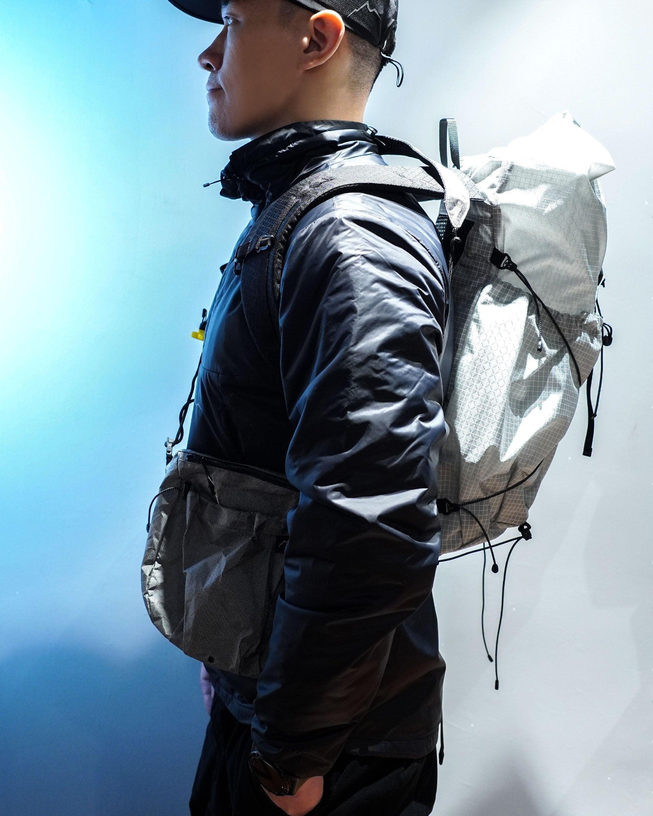 CAYL Primaloft Pullover / Black - Wild Camping