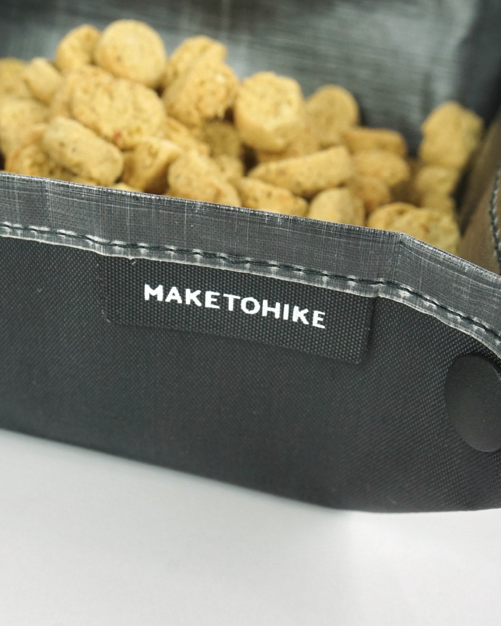 MakeToHike Dog Snack Bowl - Wild Camping