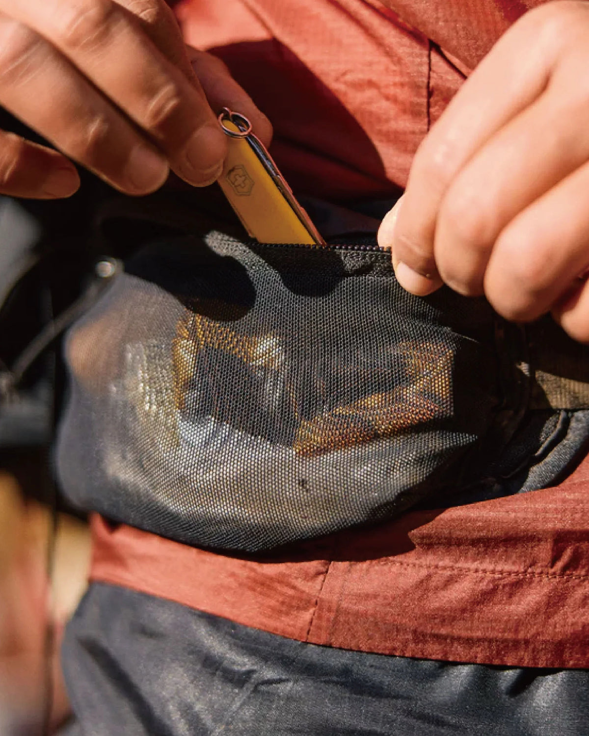 Gossamer Gear Fastbelt - Wild Camping