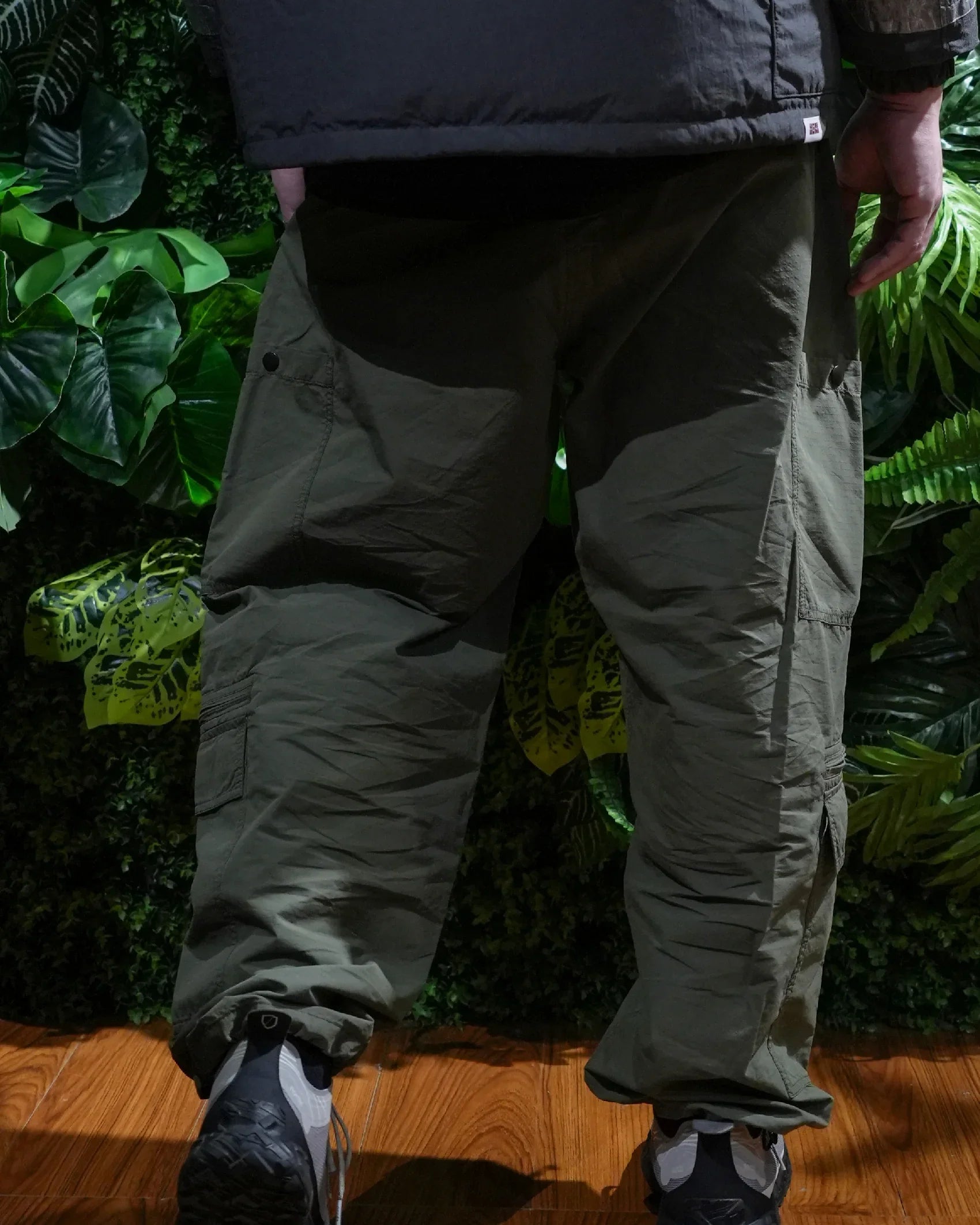 JUGEM Helicrew Pants / Olive - Wild Camping