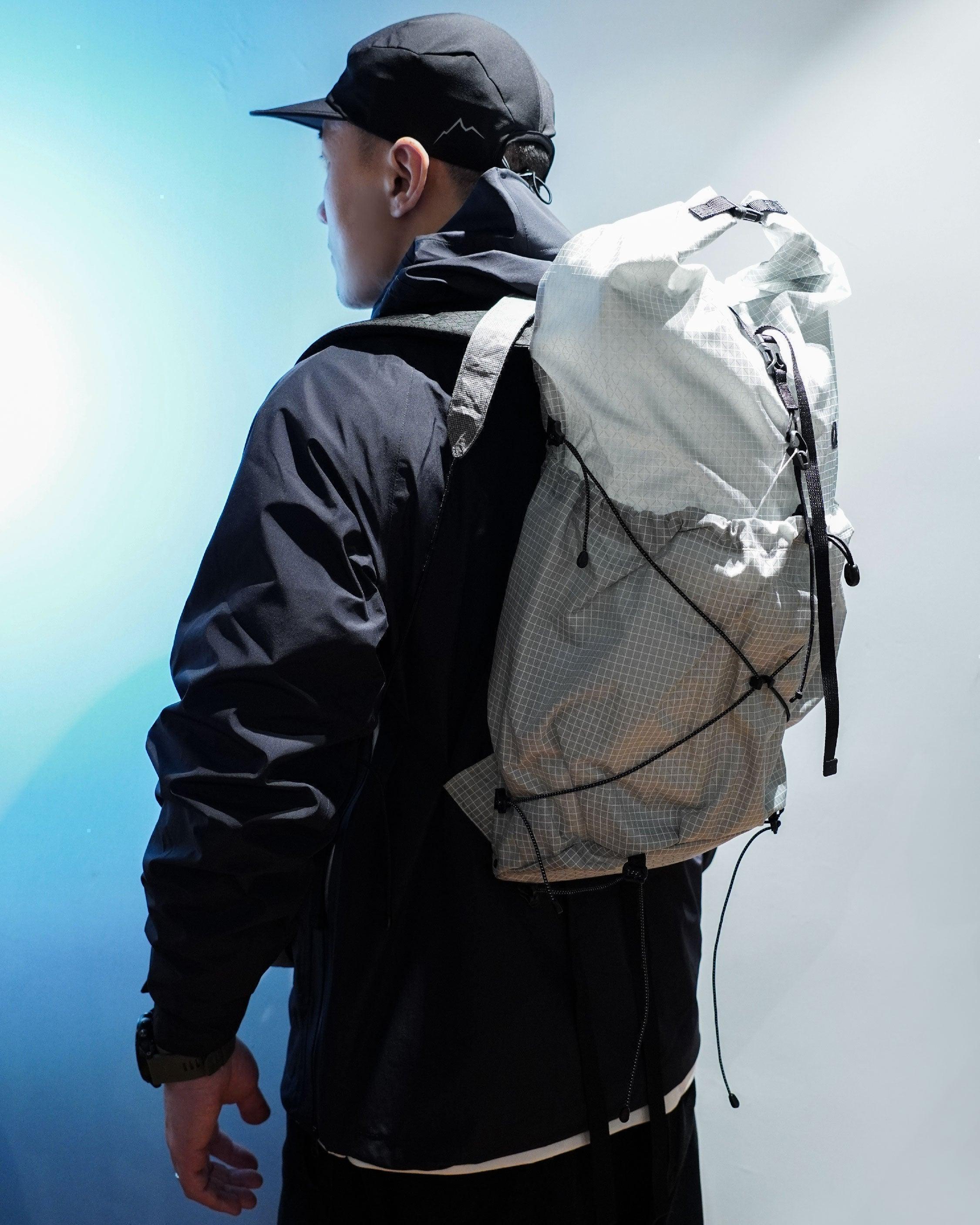 CAYL Light Shield Anorak 2 / Black