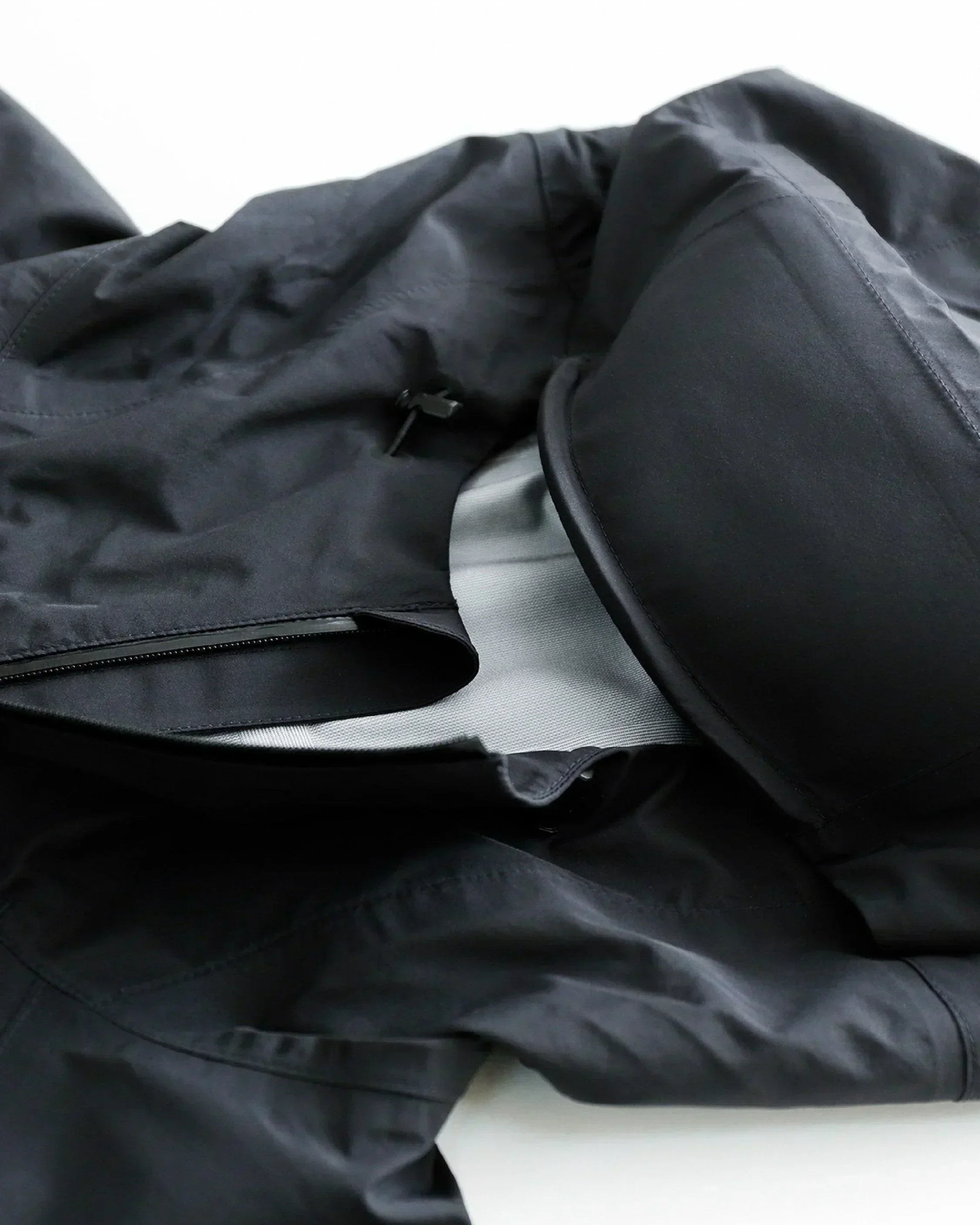 CAYL Light Shield Anorak 2 / Black