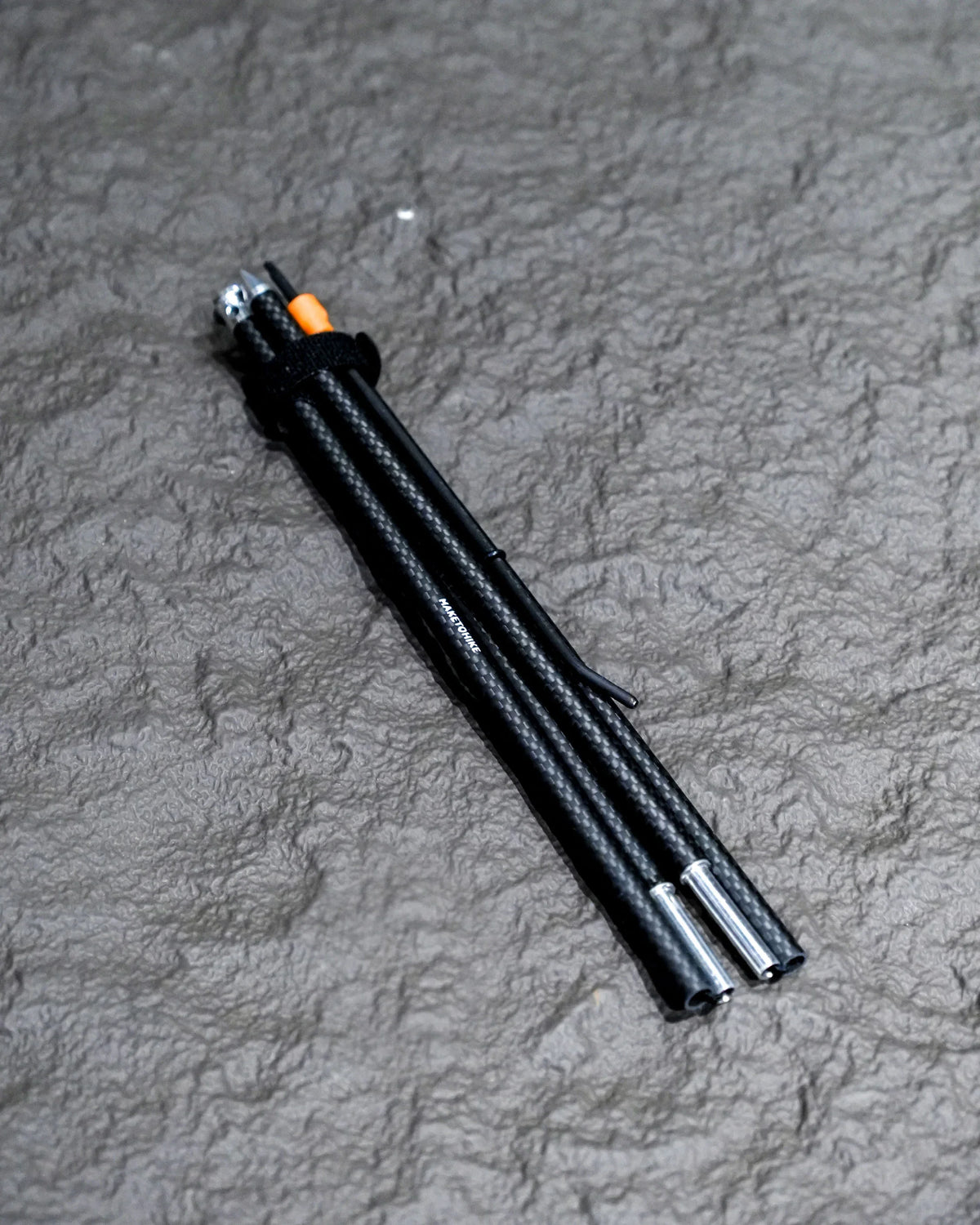 MakeToHike Lightweight Lantern Stand - Wild Camping