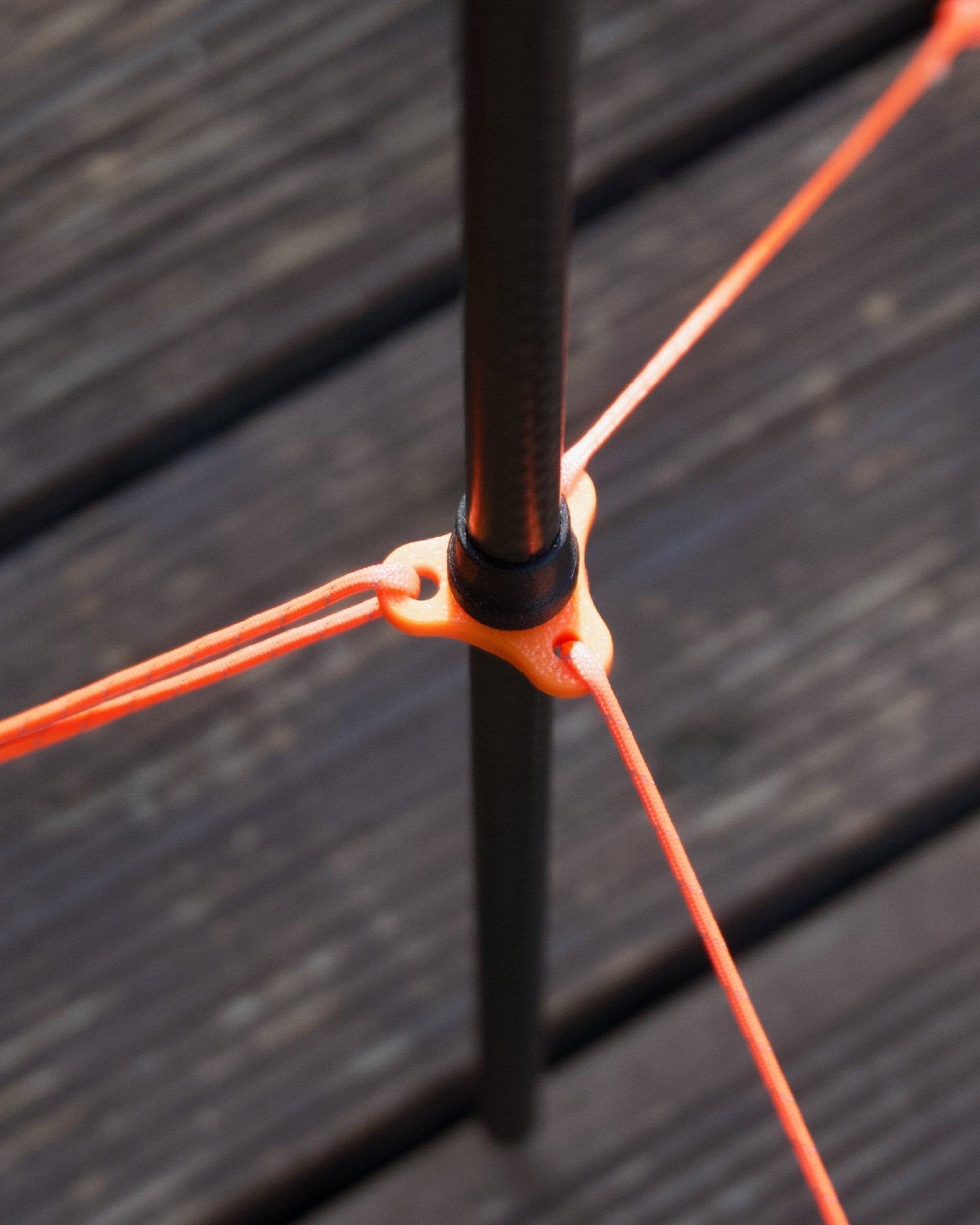 MakeToHike Lightweight Lantern Stand V2 - Wild Camping