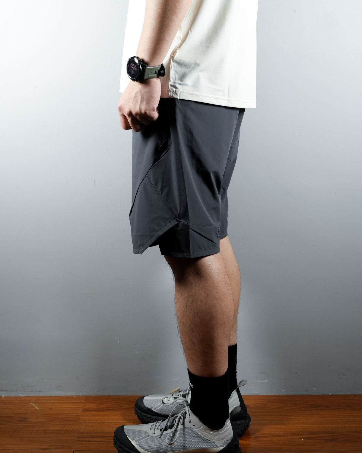 Hiking Patrol x Mammut Light Shorts / Gabbro - Wild Camping