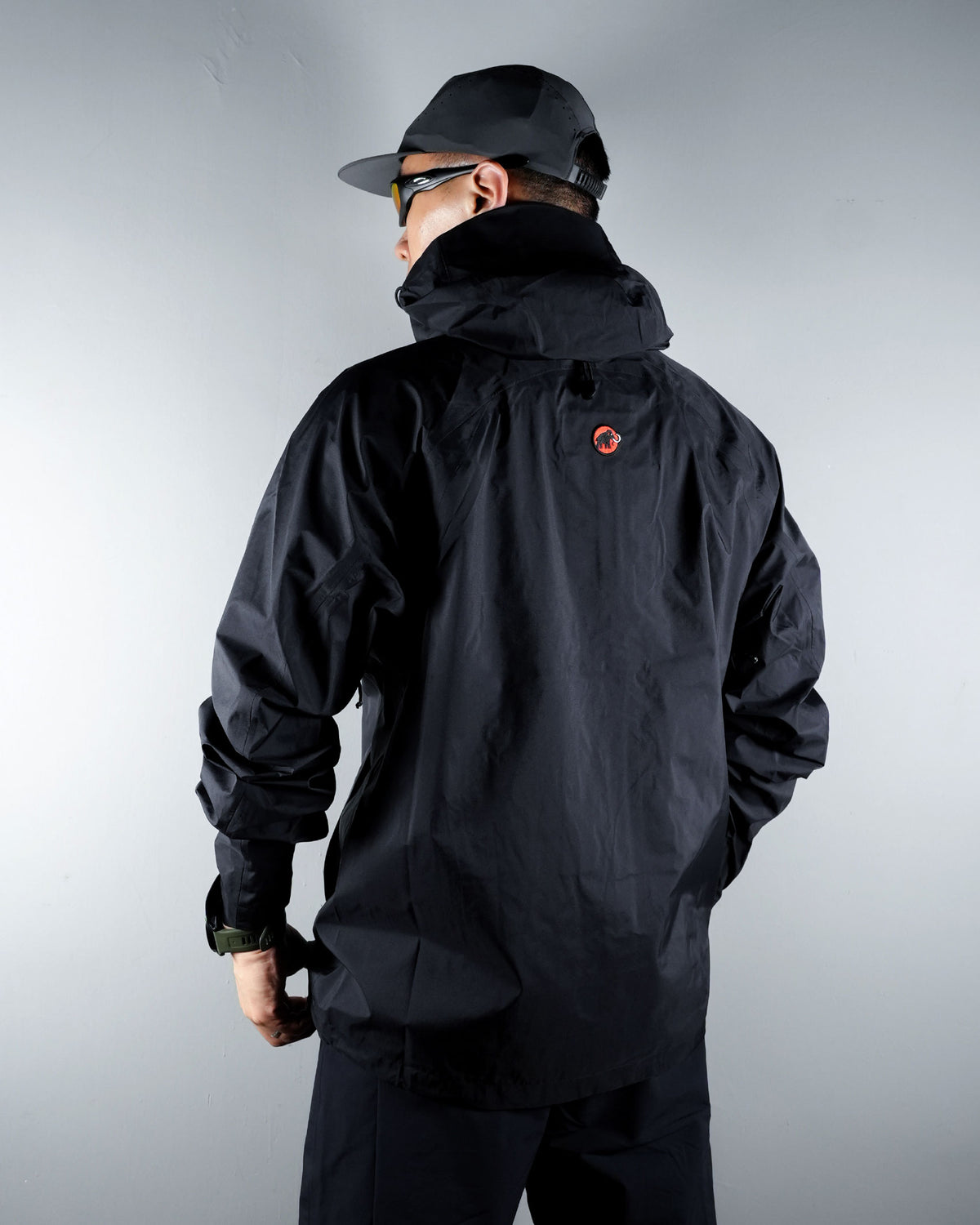 Hiking Patrol x Mammut HS Hooded Jacket / Black - Wild Camping