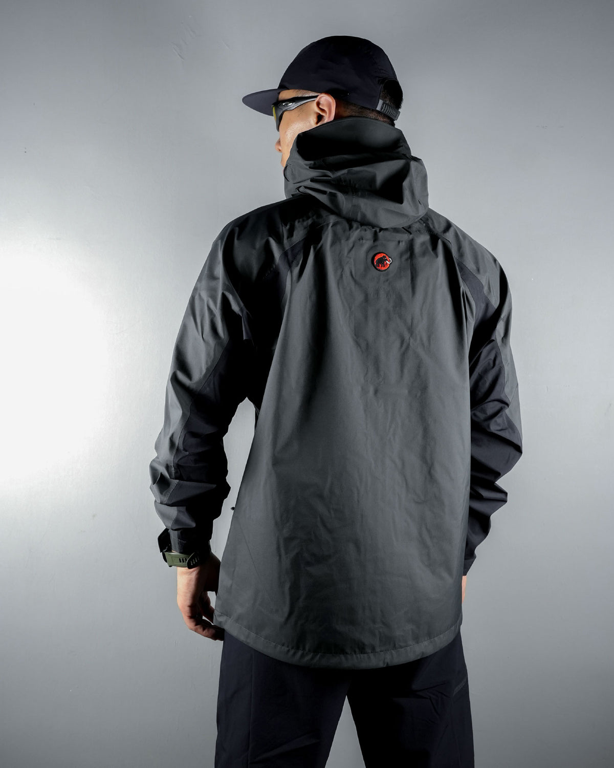 Hiking Patrol x Mammut HS Hooded Jacket / Gabbro Black - Wild Camping