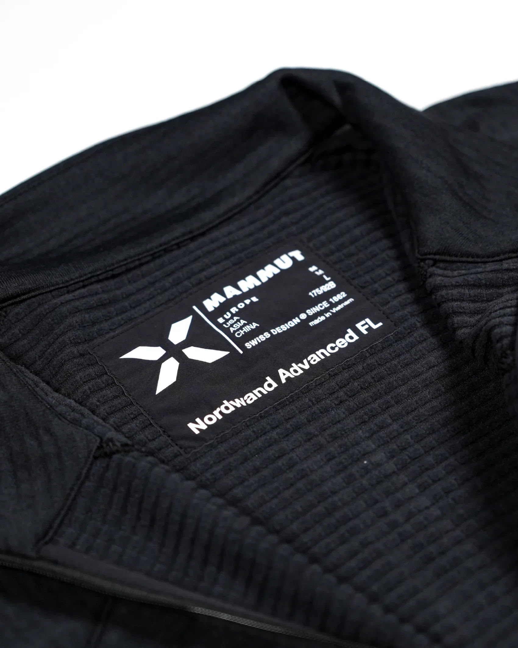 Mammut Eiger Nordwand Advanced FL Half Zip Pull (MEN) - Wild Camping