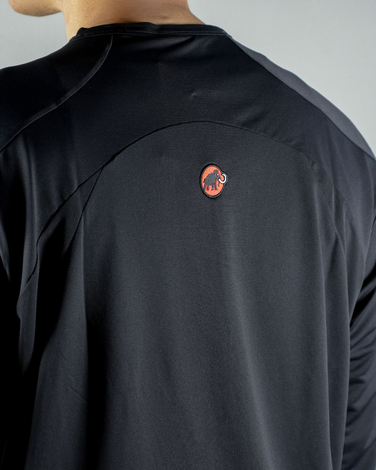 Hiking Patrol x Mammut Light FL Half Zip Longsleeve T-Shirt / Black - Wild Camping