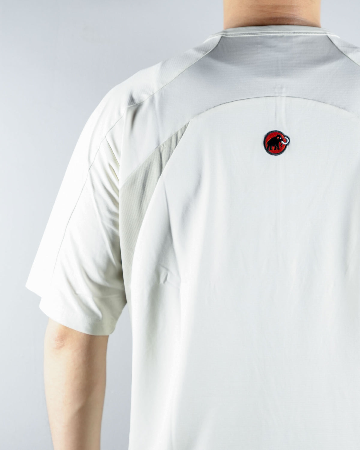 Hiking Patrol x Mammut Light FL Half Zip T-Shirt / Willow Whisper - Wild Camping