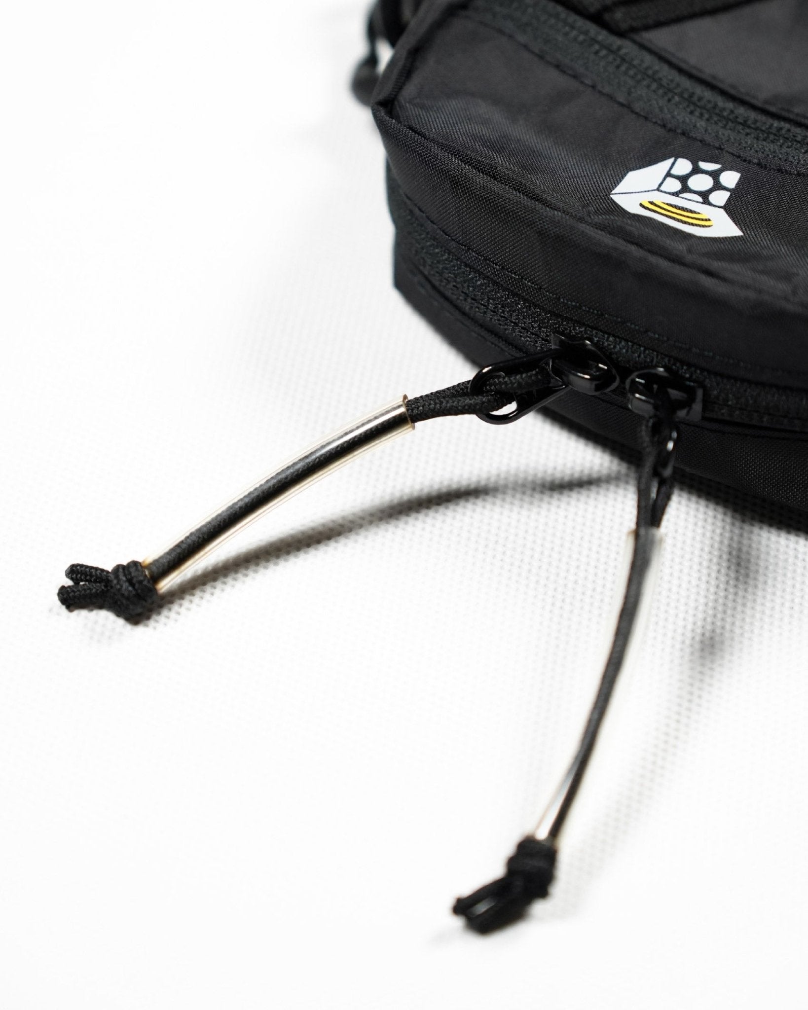 Mountain Hardwear After Six Shoulder Mini Pouch - Wild Camping