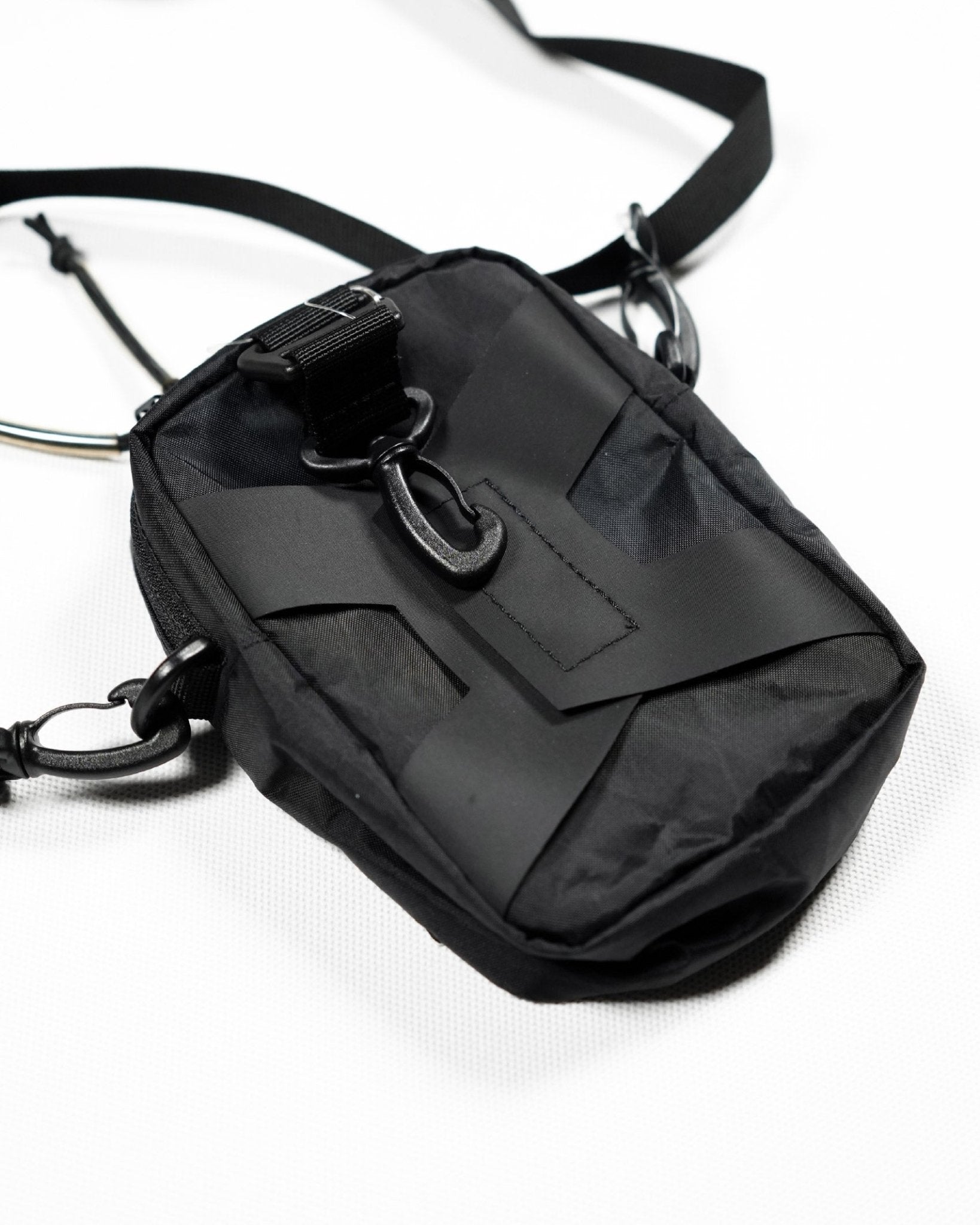 Mountain Hardwear After Six Shoulder Mini Pouch - Wild Camping