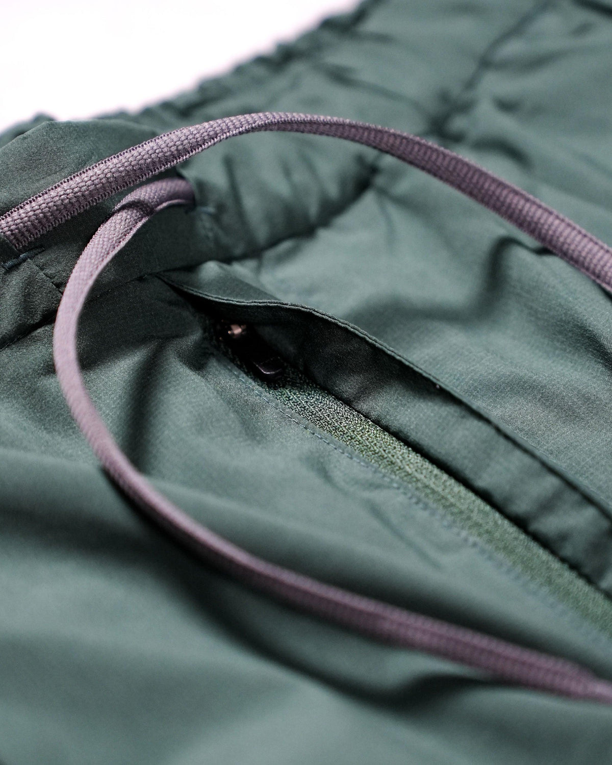 Nanga PLC Excursion Shorts / GRN - Wild Camping