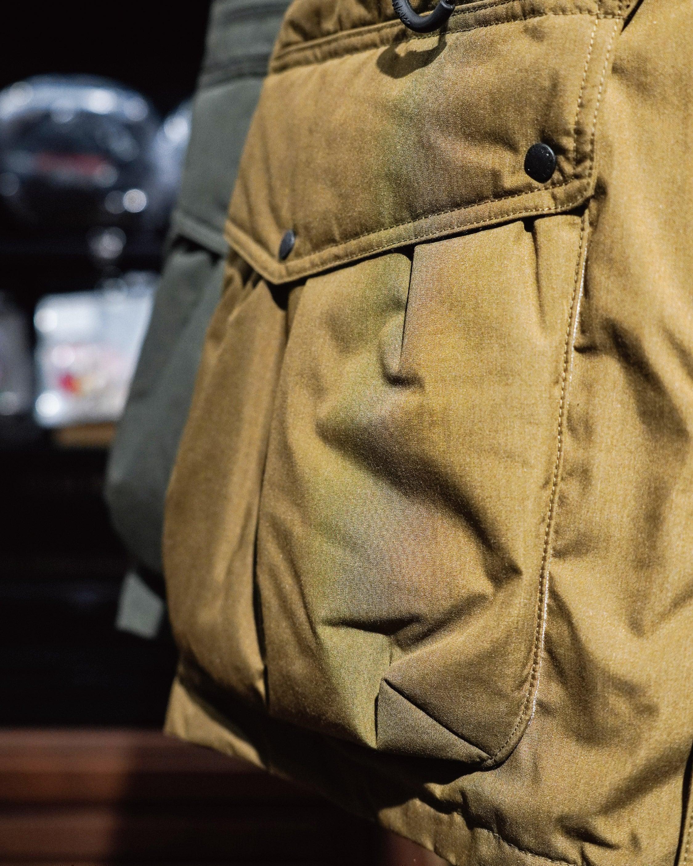 Nanga Hinoc Down Vest / COYOTE - Wild Camping