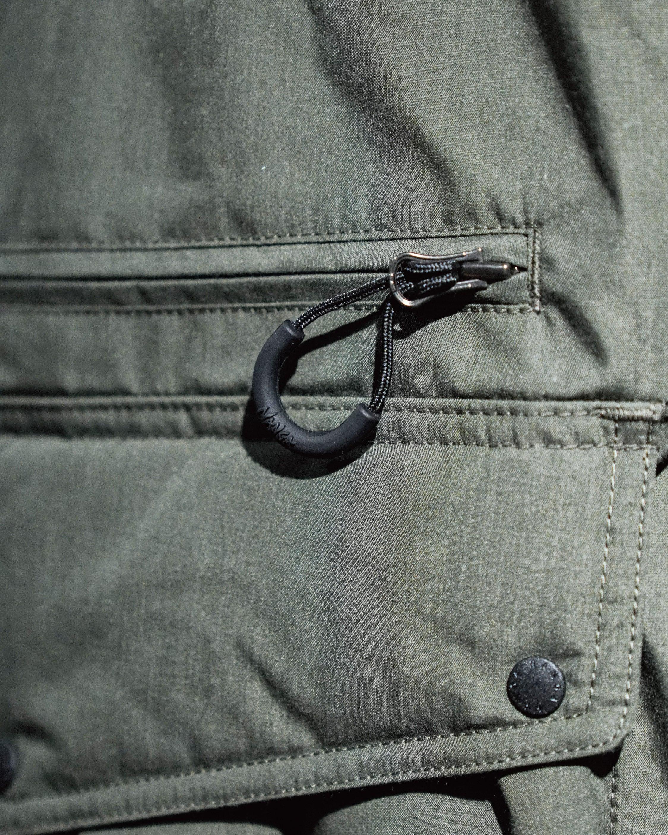 Nanga Hinoc Down Vest / KHA - Wild Camping