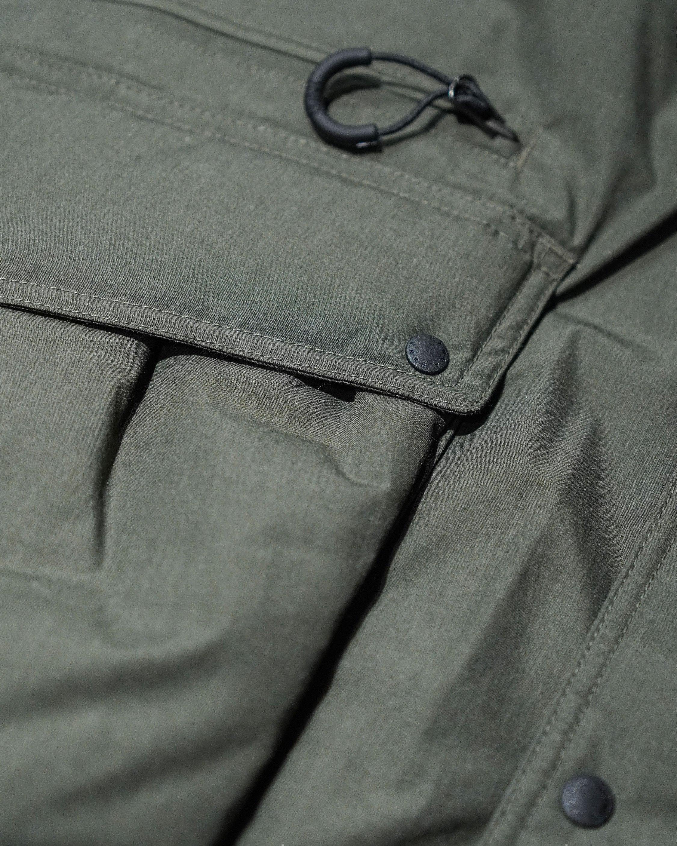 Nanga Hinoc Down Vest / KHA - Wild Camping