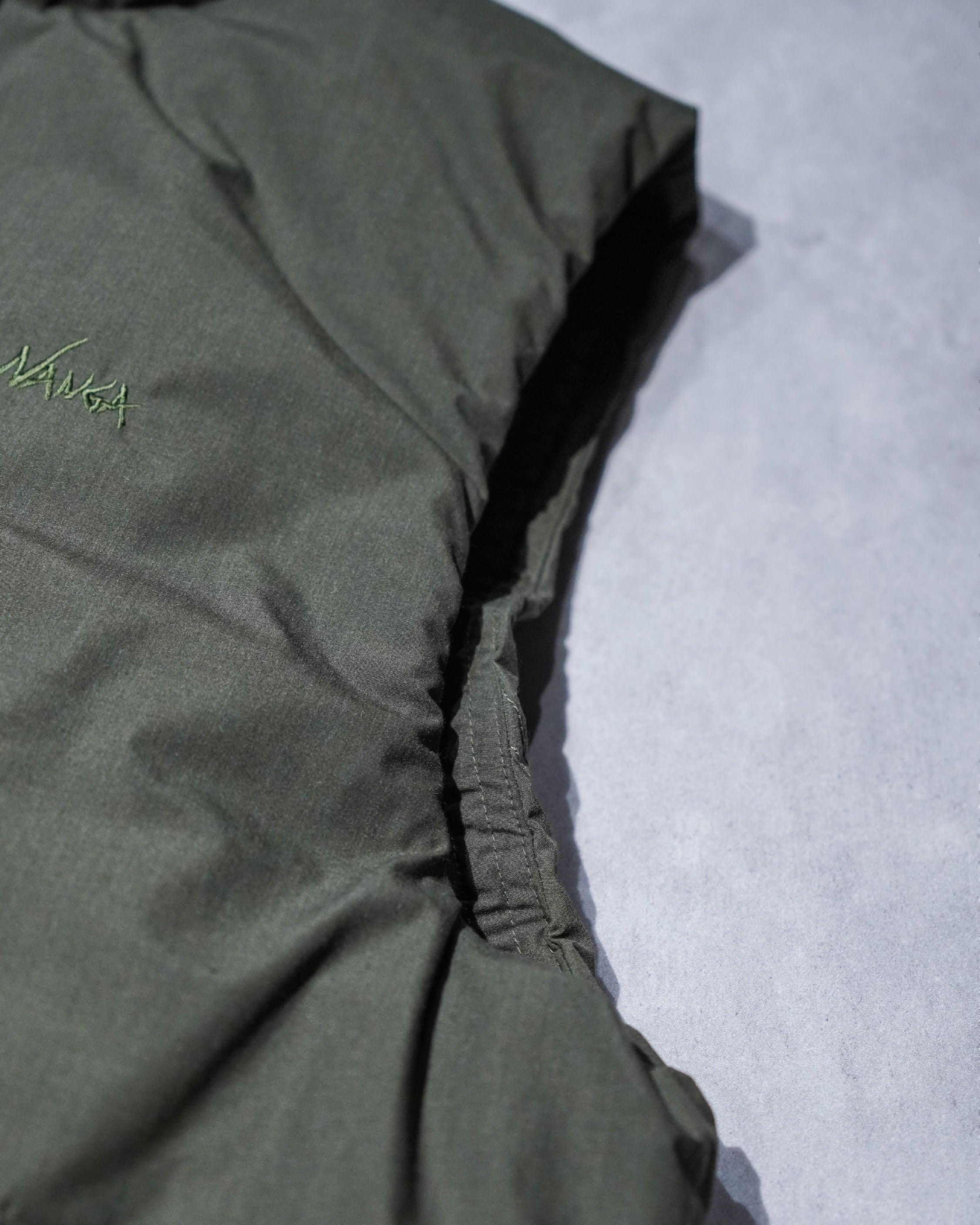Nanga Hinoc Down Vest / KHA - Wild Camping