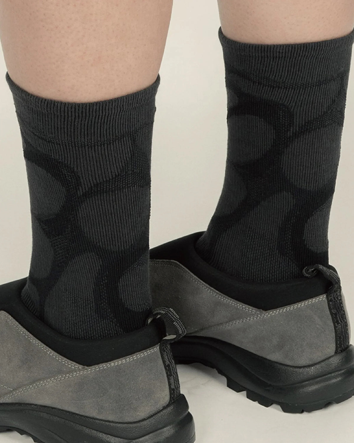 nozzle quiz Misty Pattern Socks / Fog Smoke - Wild Camping