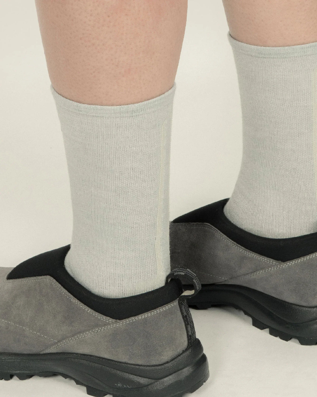 nozzle quiz Airy Wool Socks / Grey - Wild Camping