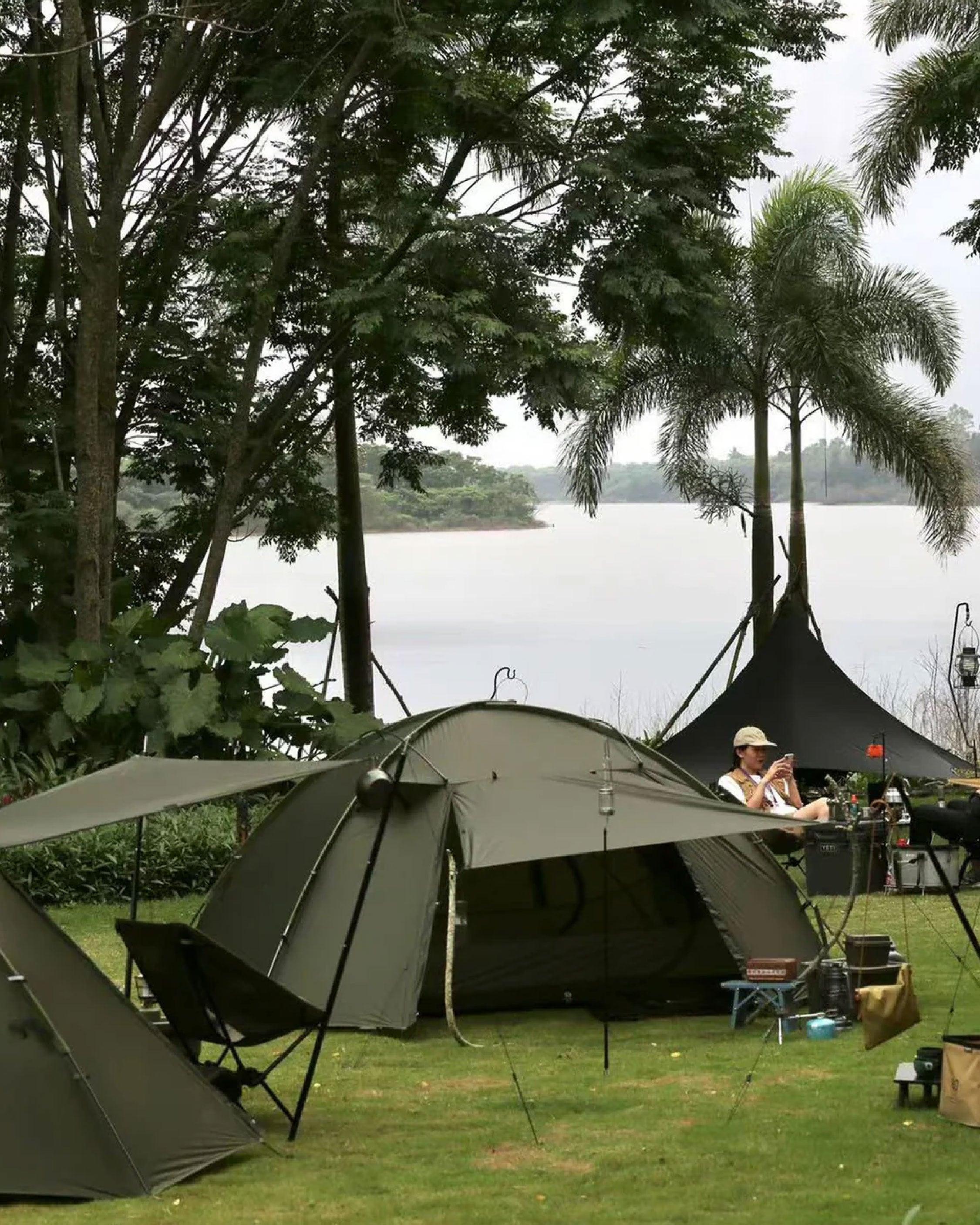 The Free Spirits Stars 3 w/Footprint - Wild Camping