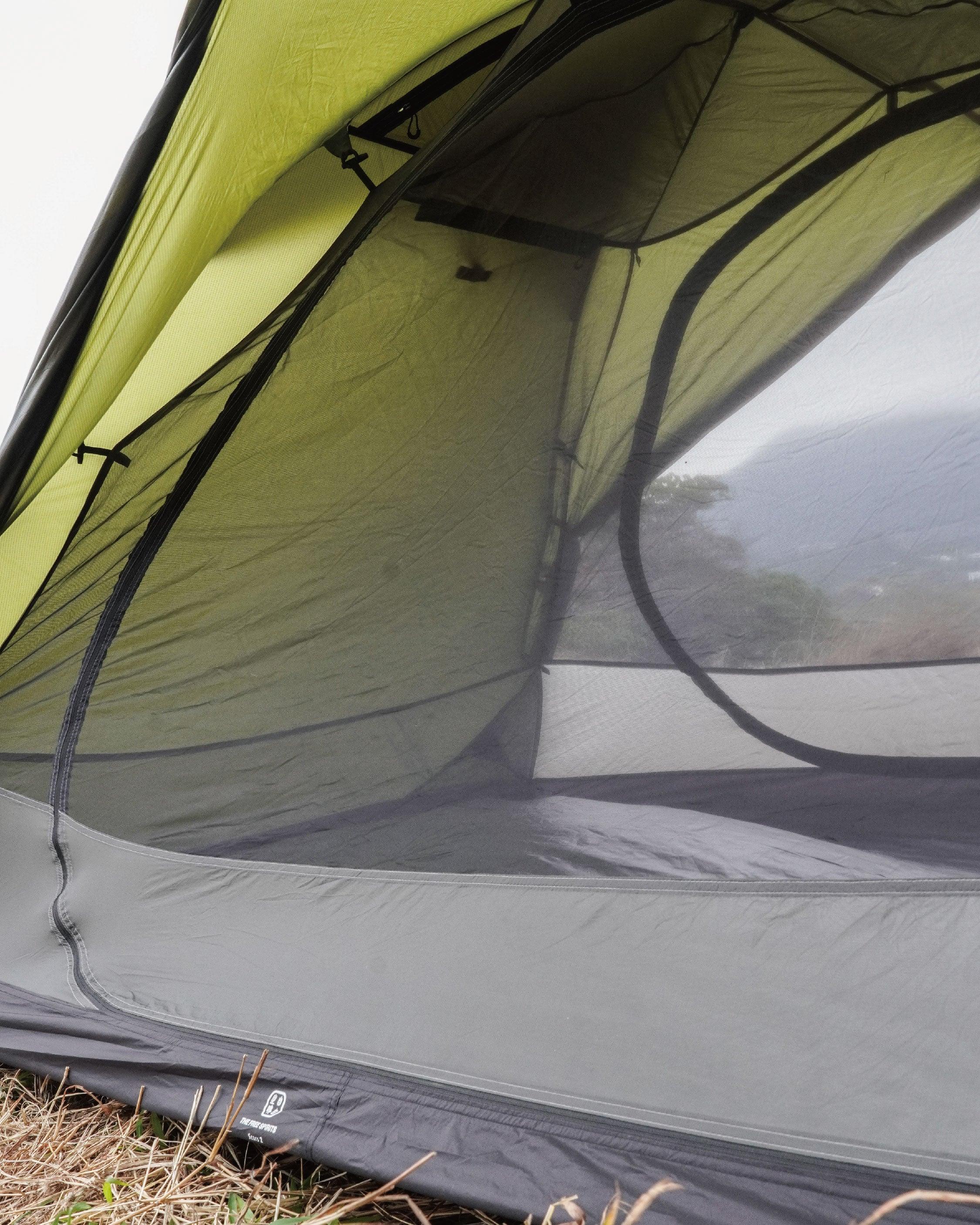 The Free Spirits Stars 2 w/Footprint - Wild Camping