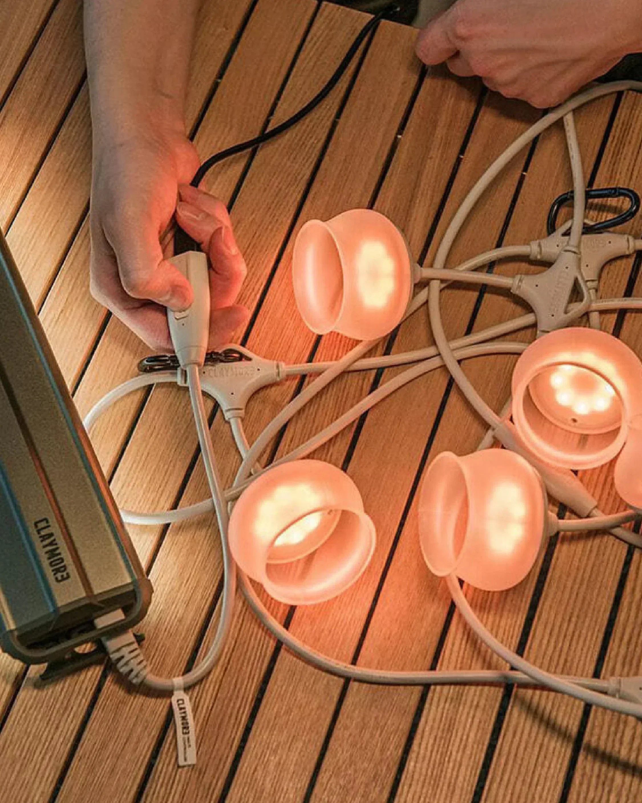 Claymore UF5 Light String - Wild Camping