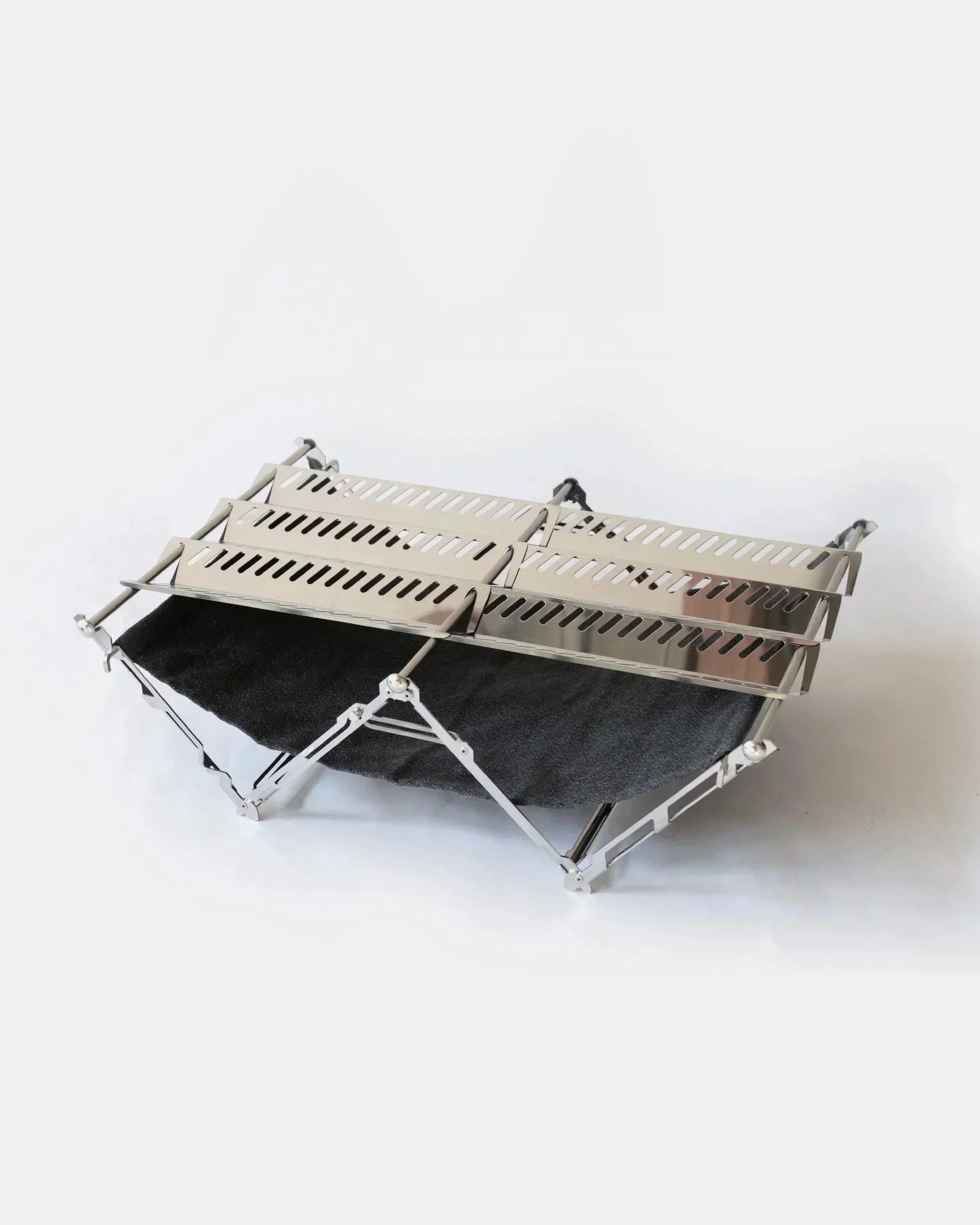 MAAGZ × Fielder「JIKABIDAI / 直火台」 - Wild Camping