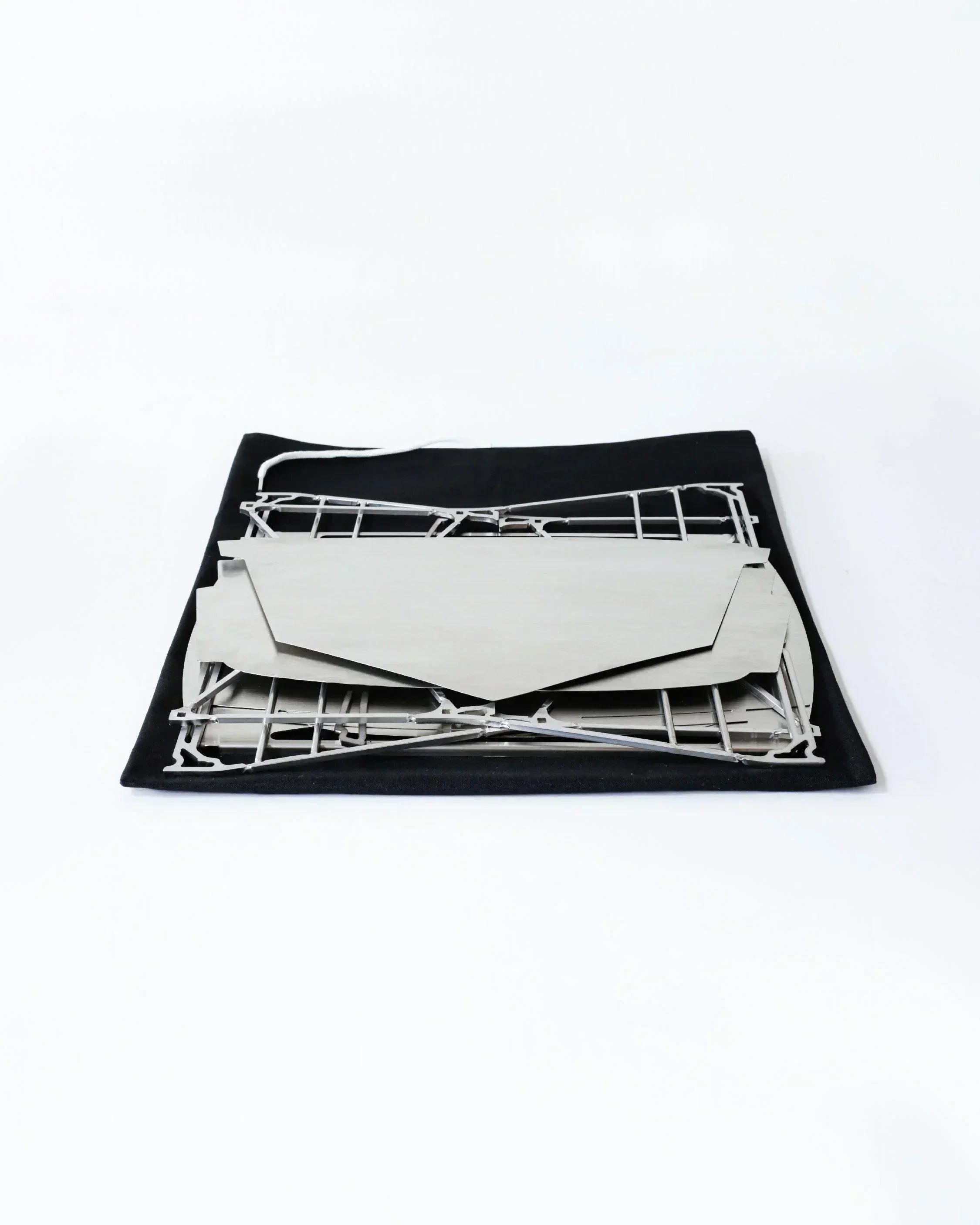 MAAGZ RAPCA Takibi Fire & Grill 多次元焚火台 - Wild Camping